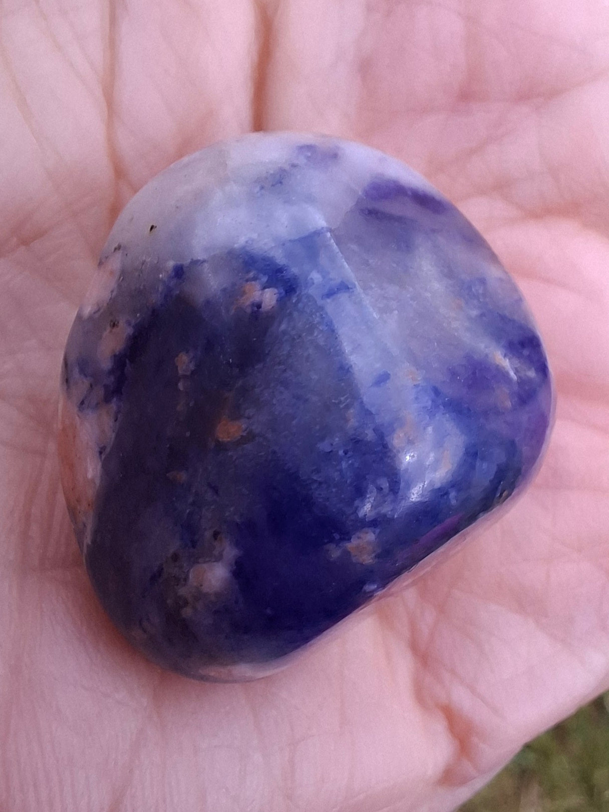 Sodalite, Tumble Stone, Crystal (Ref: T152)