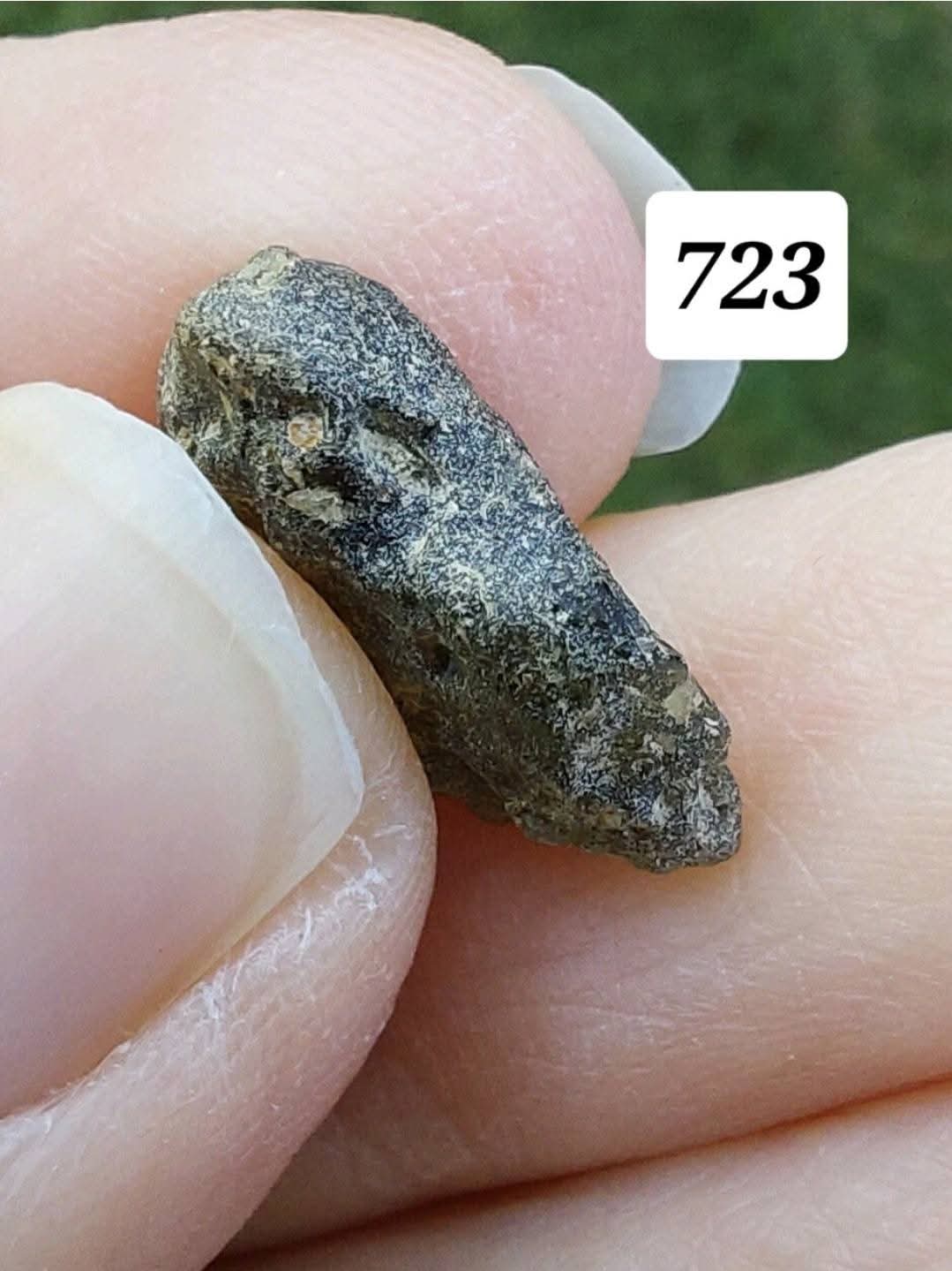Moldavite Piece, 1.14g, Tektite (Ref: 723)