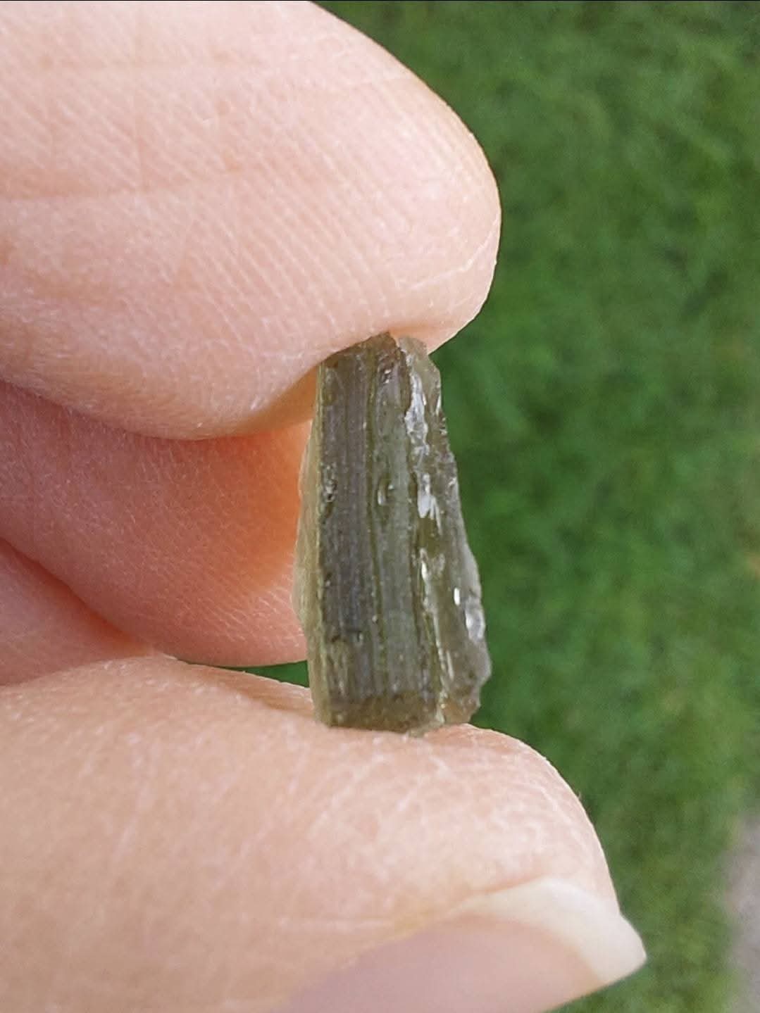Moldavite Piece, 0.65g. Tektite (Ref: 898)