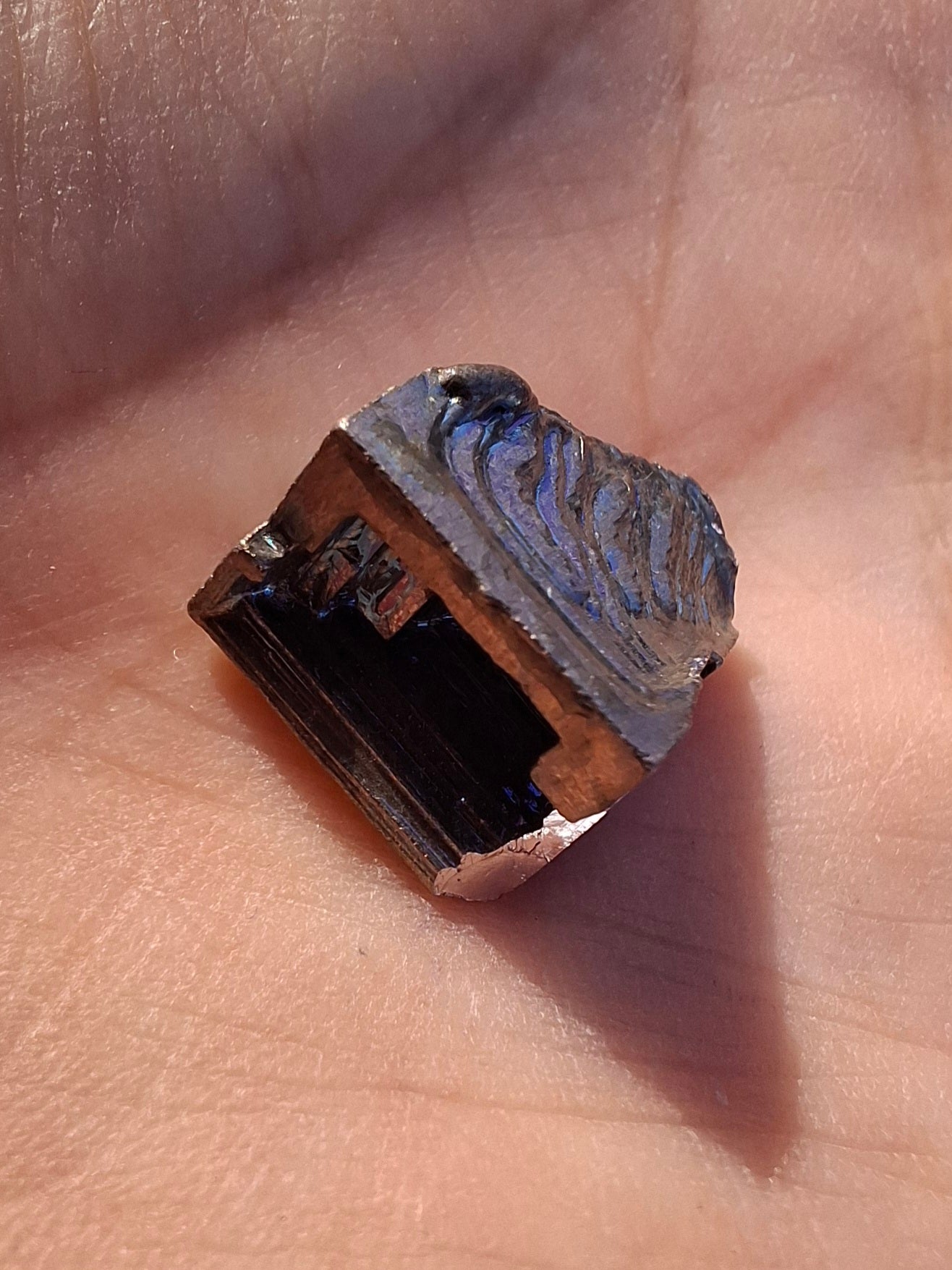 Small Bismuth, Crystal (Ref: BTH1)