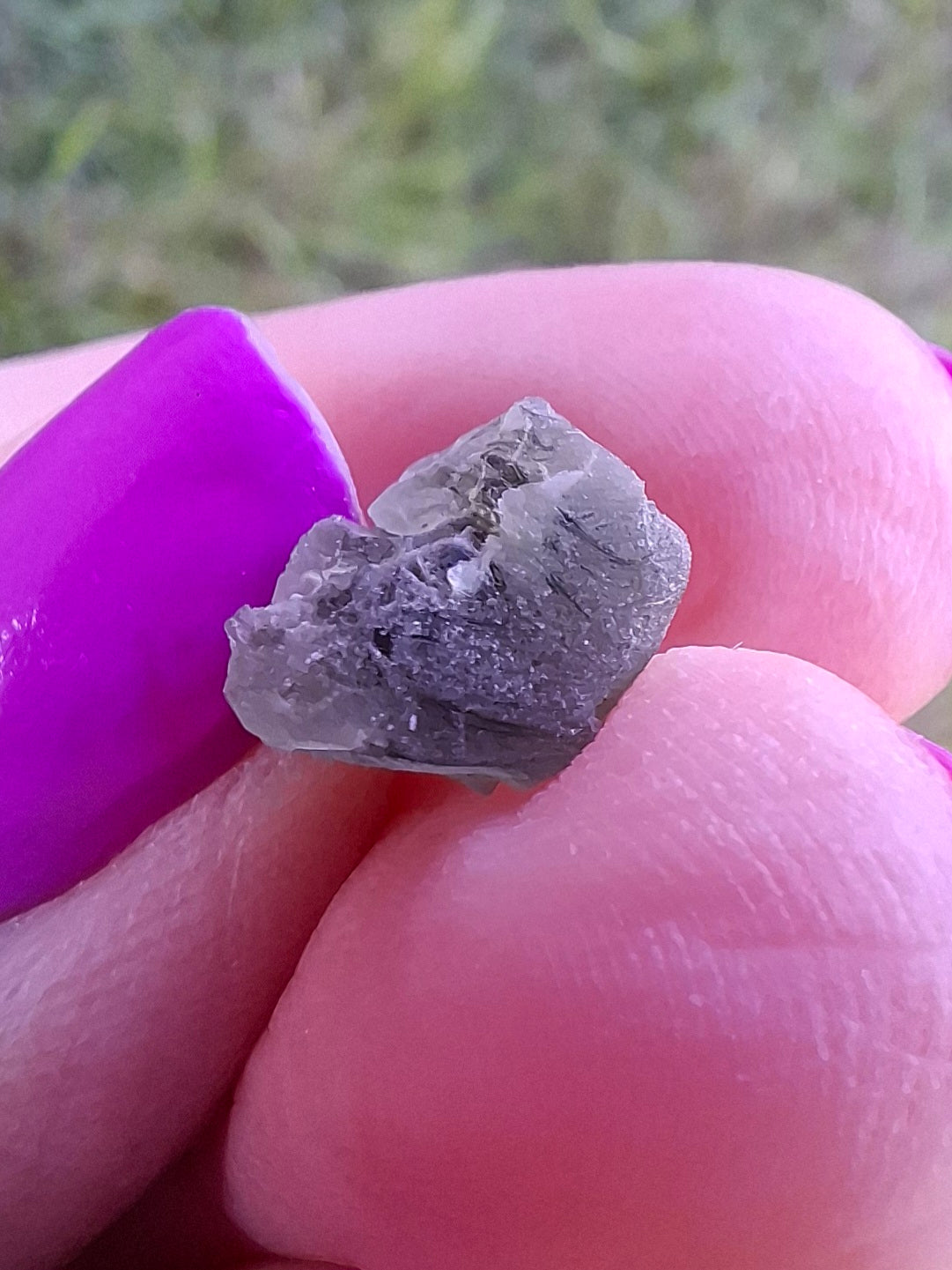 Moldavite Piece, 0.91g, Tektite (Ref: 1460)