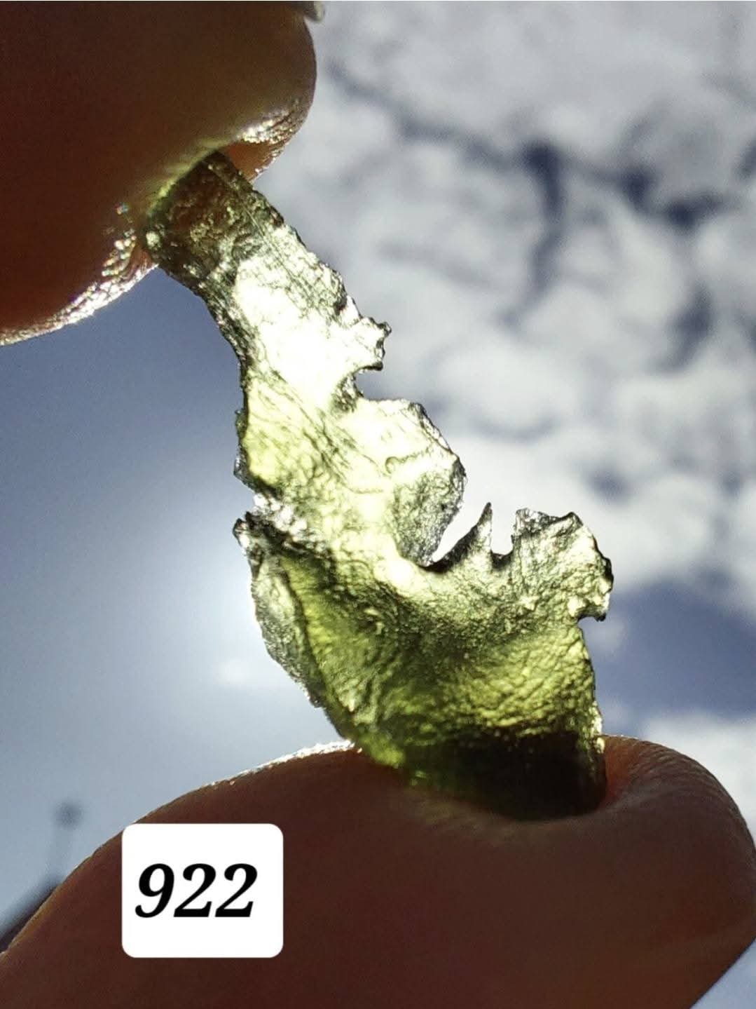 Moldavite Piece, 0.82g, Tektite (Ref: 922)