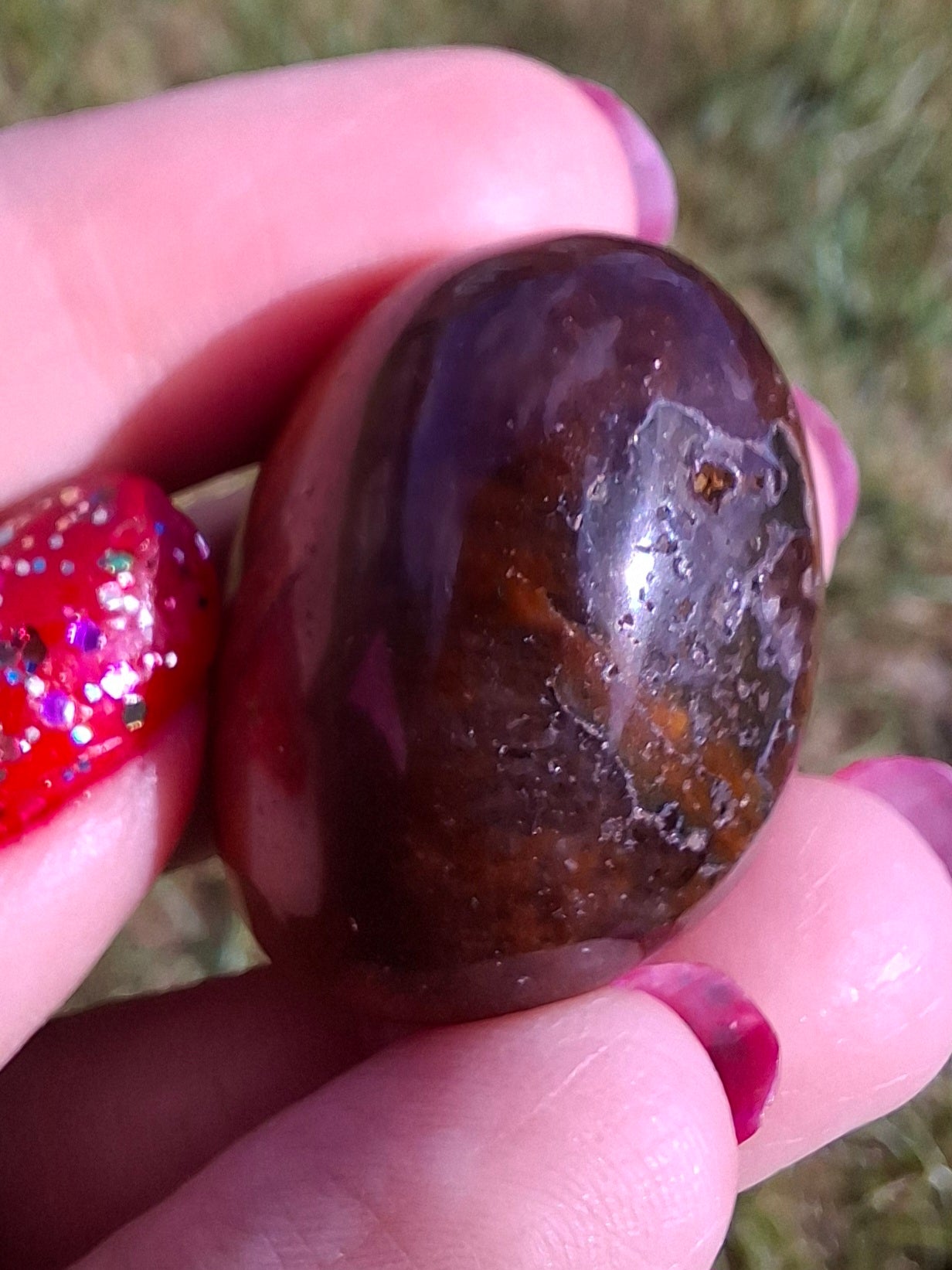 Tigers Eye, Tumble Stone, Crystal (Ref: T136)