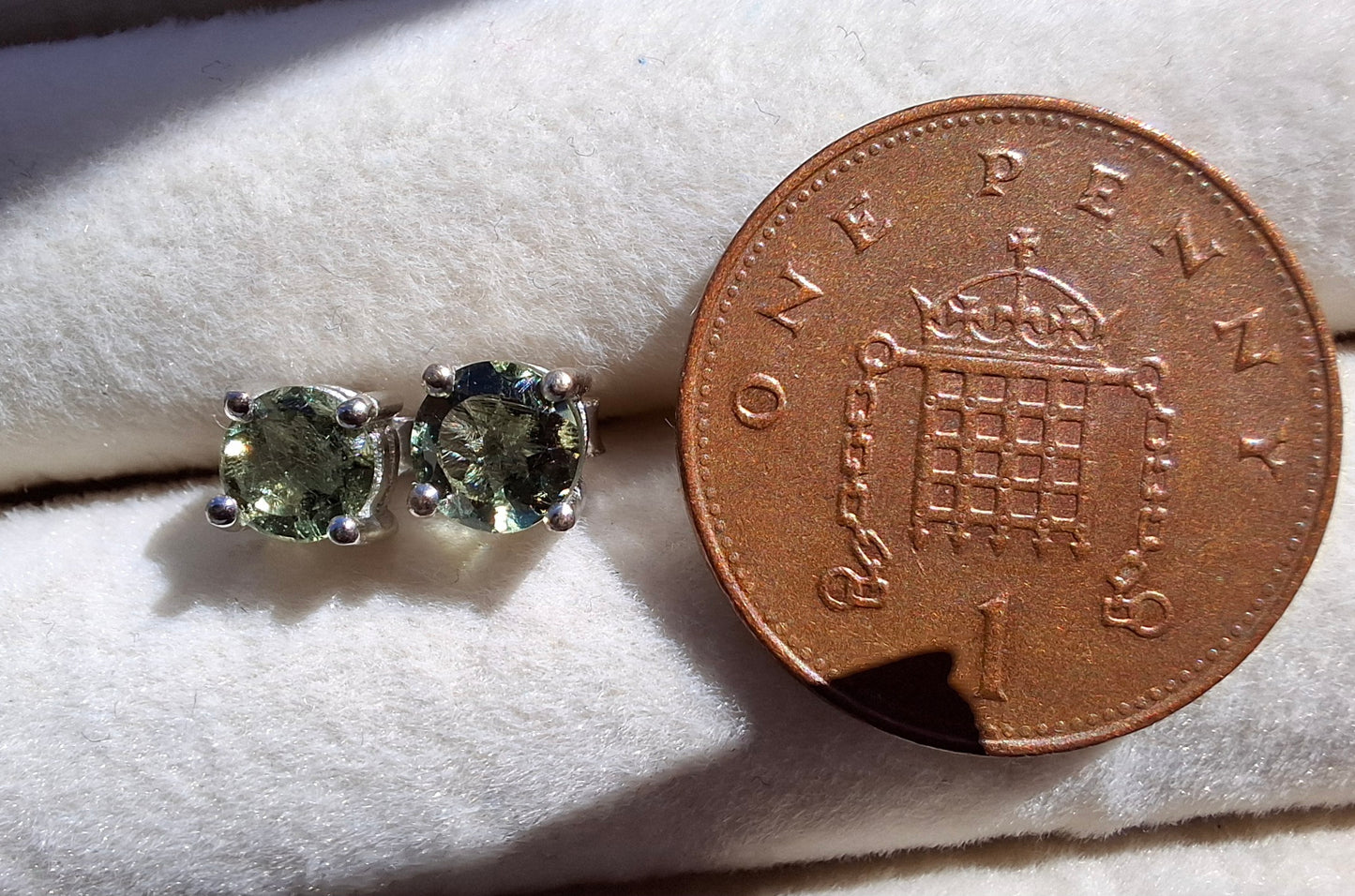Moldavite (faceted) 5mm STUD EARRINGS, 925 Silver, Tektite (Ref: Pair43)