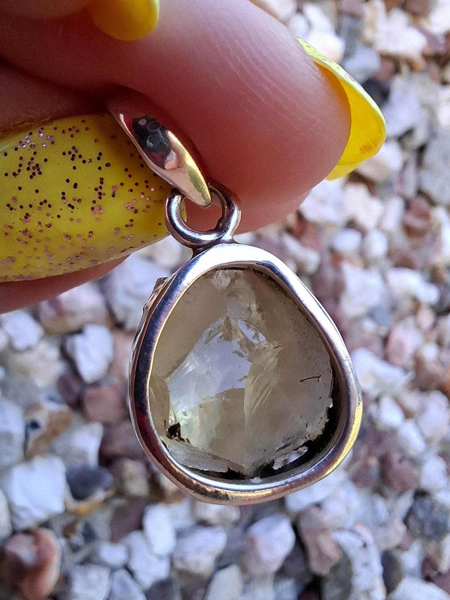 Libyan Desert Glass Pendant, 925 Silver, Tektite (Ref: LP76)