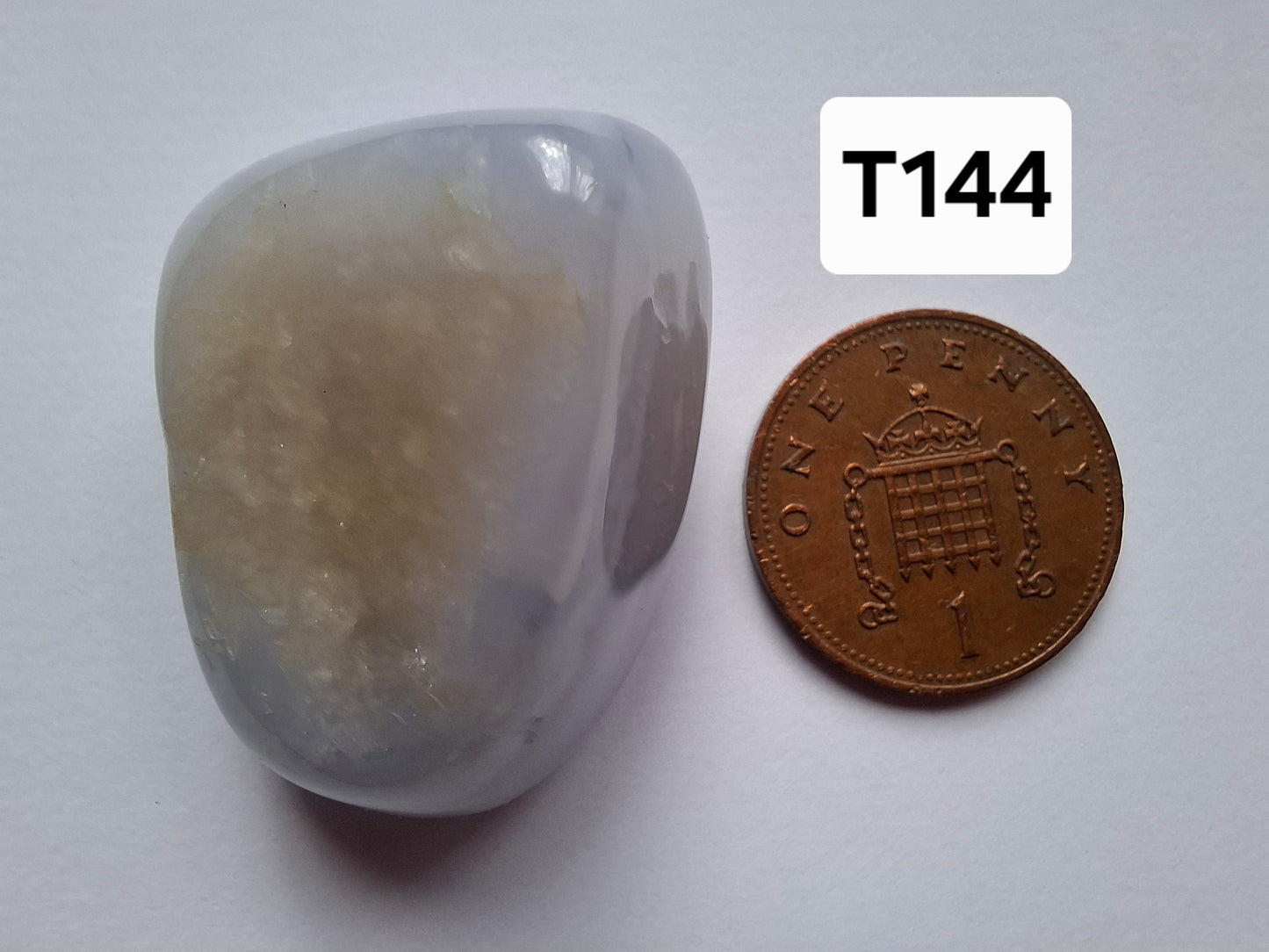 Blue Lace Agate, Tumble Stone, Crystal (Ref: T144)
