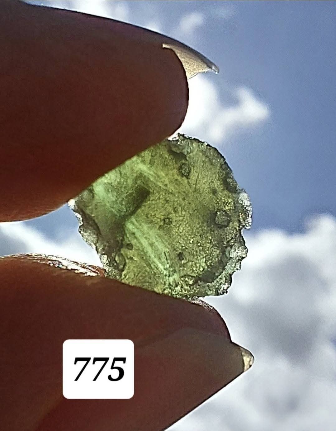 Moldavite Piece, 0.93g, Tektite (Ref: 775)