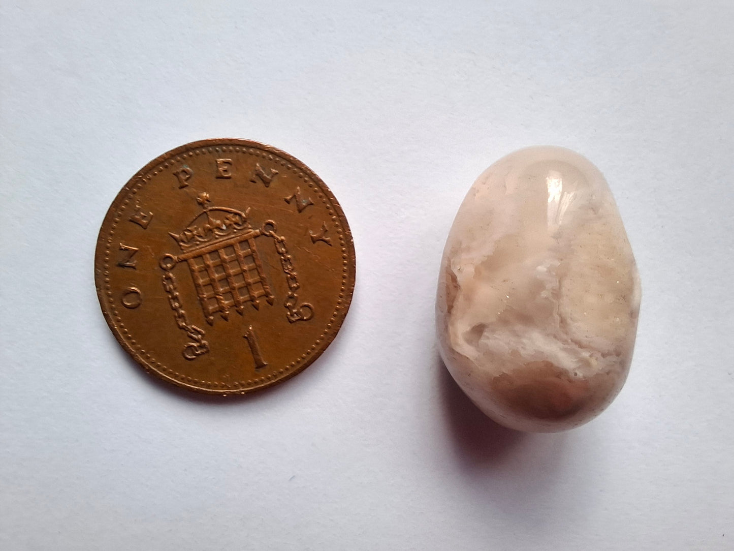 Flower Agate, Tumble Stone, Crystal (Red: T73)