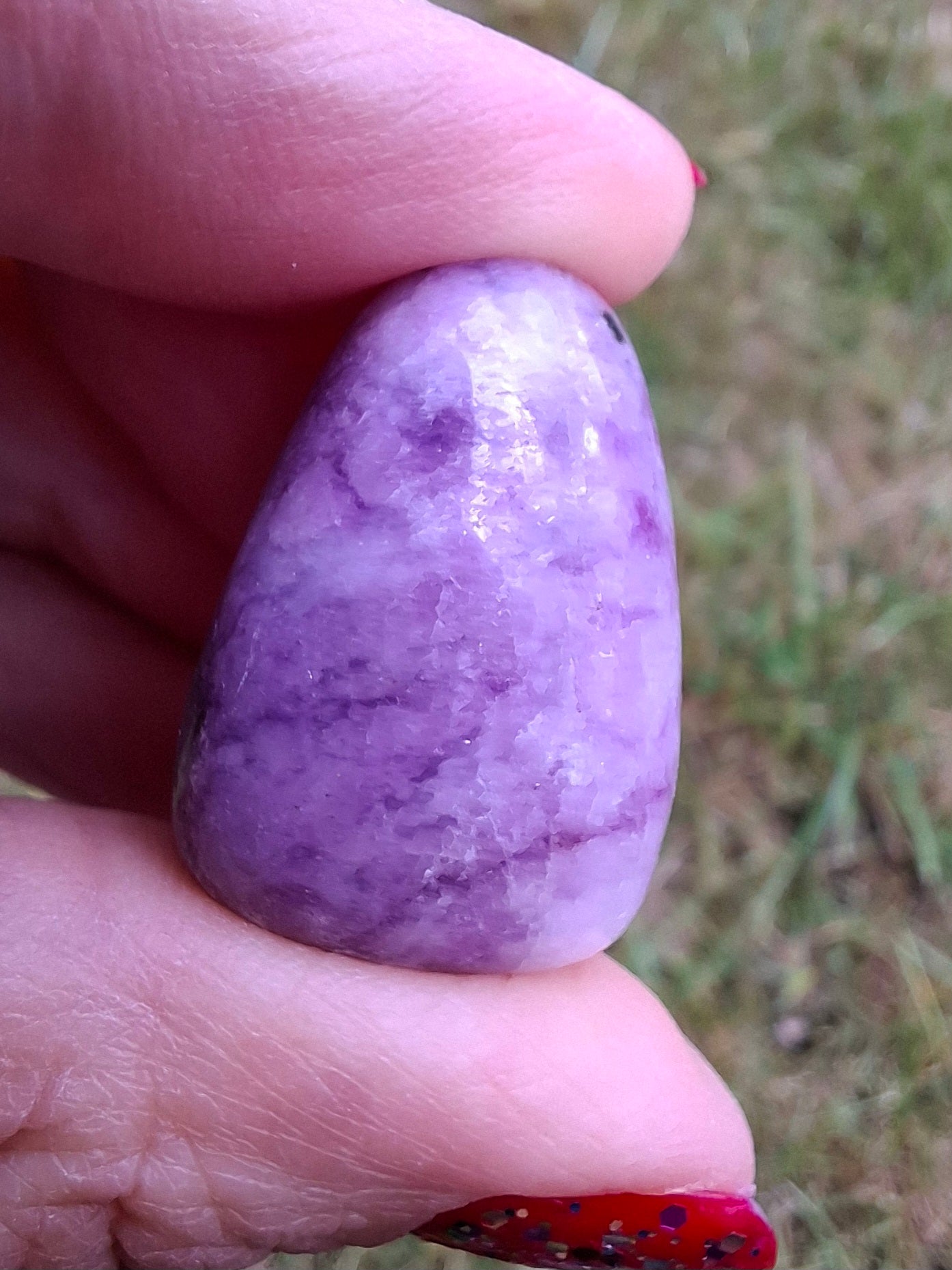 Lepidolite, Tumble Stone, Crystal (Ref: T113)