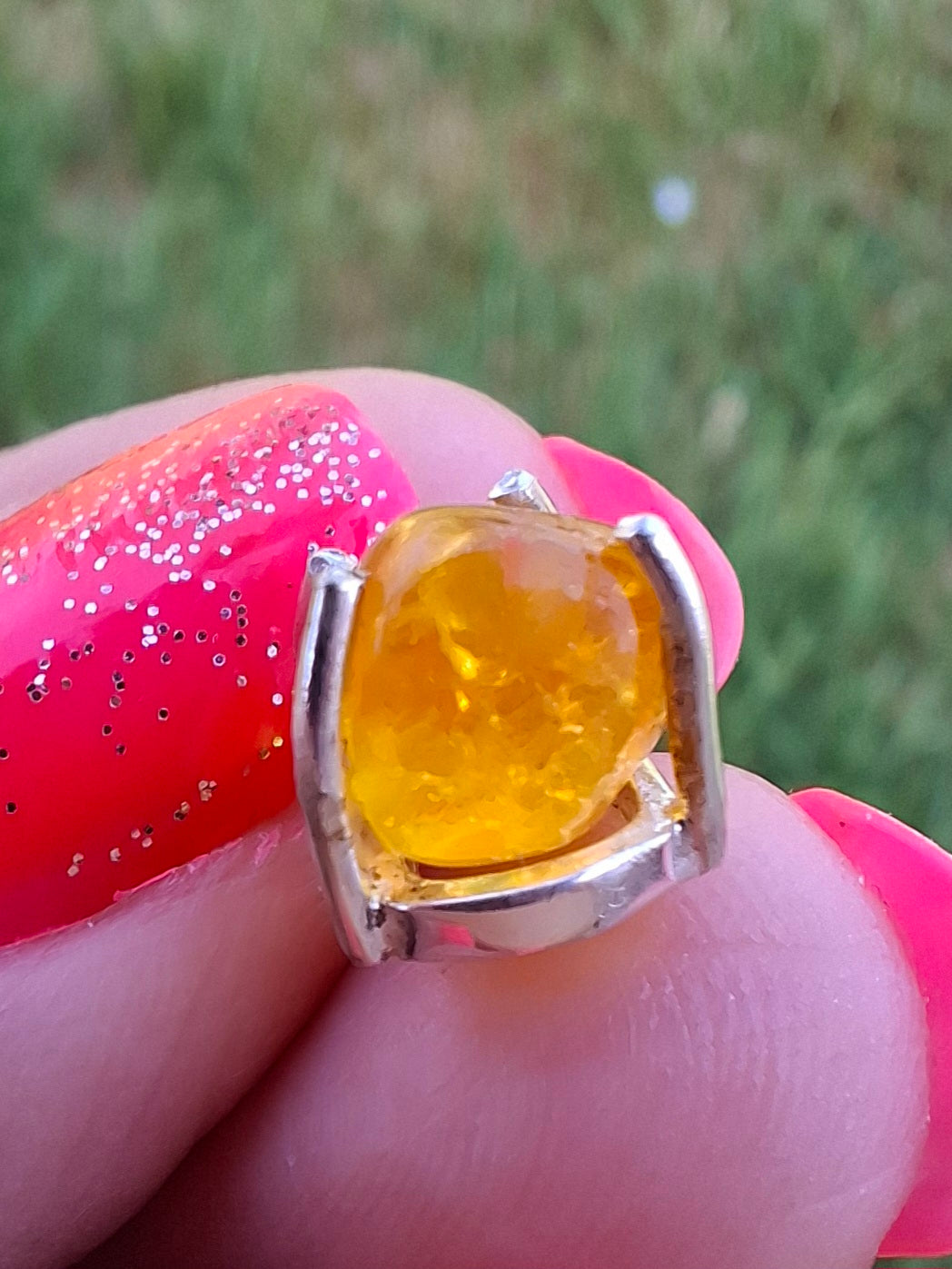 Baltic Amber Pendant, 925 Silver, Fossil (Ref: AP25)
