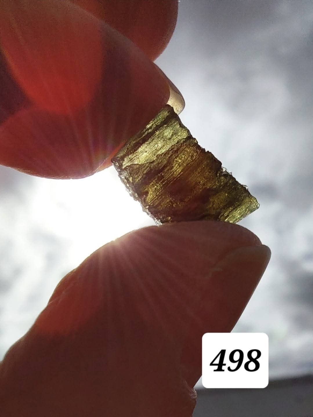 Moldavite Piece, 0.87g, Tektite (Ref: 498)