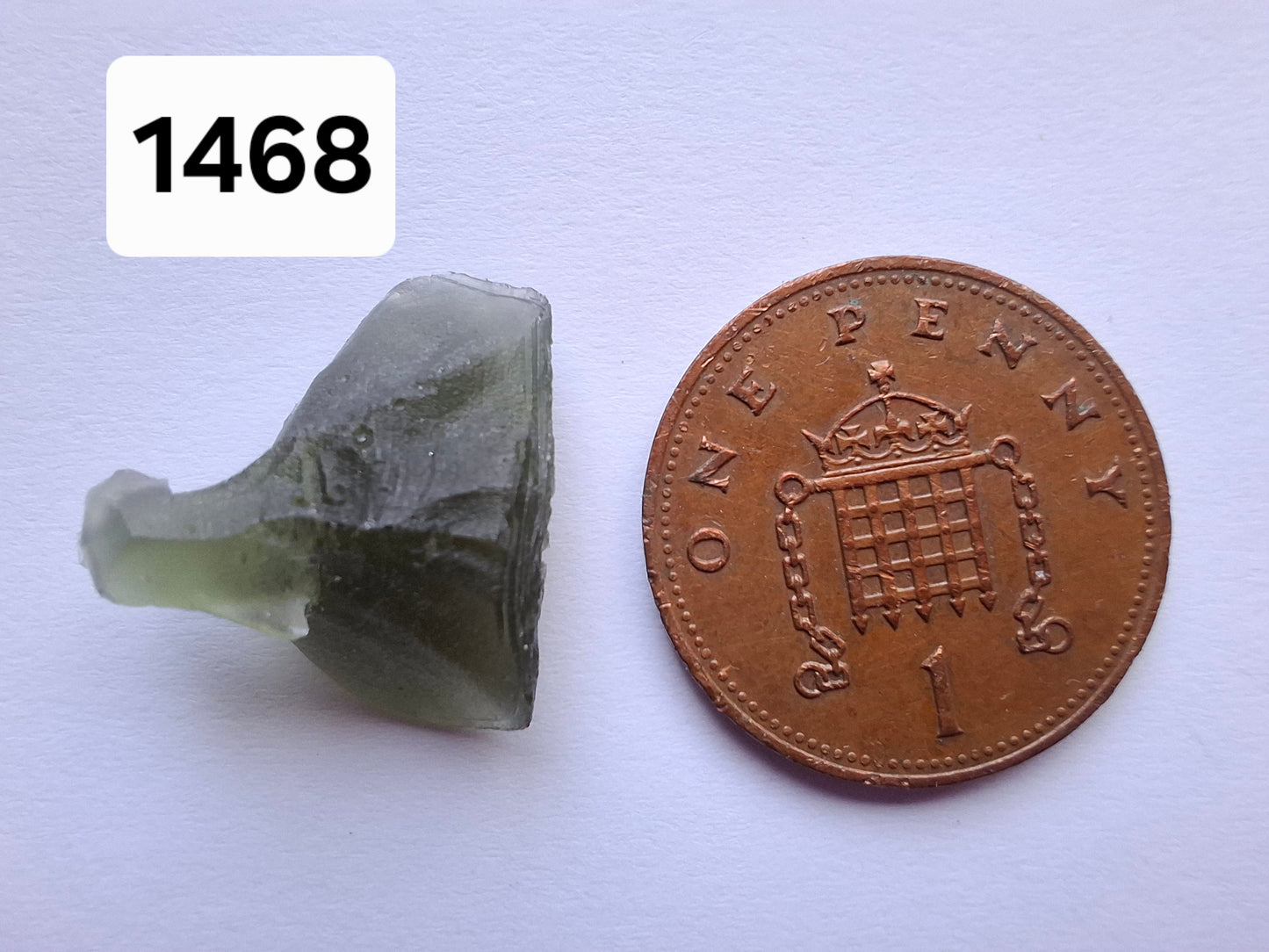Moldavite Piece, 1.68g, Tektite (Ref: 1468)