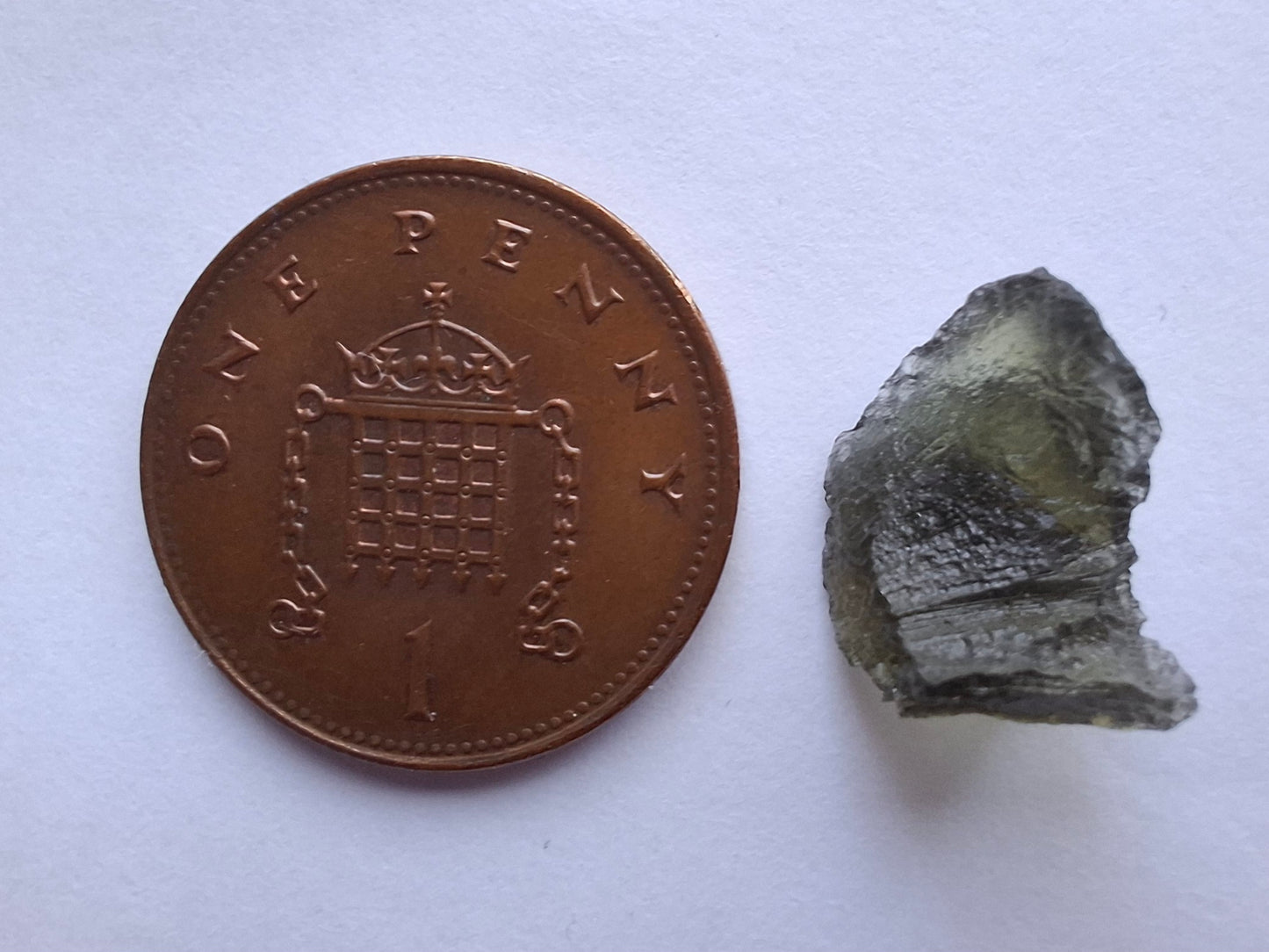 Moldavite Piece, 0.81g, Tektite (Ref: 1400)