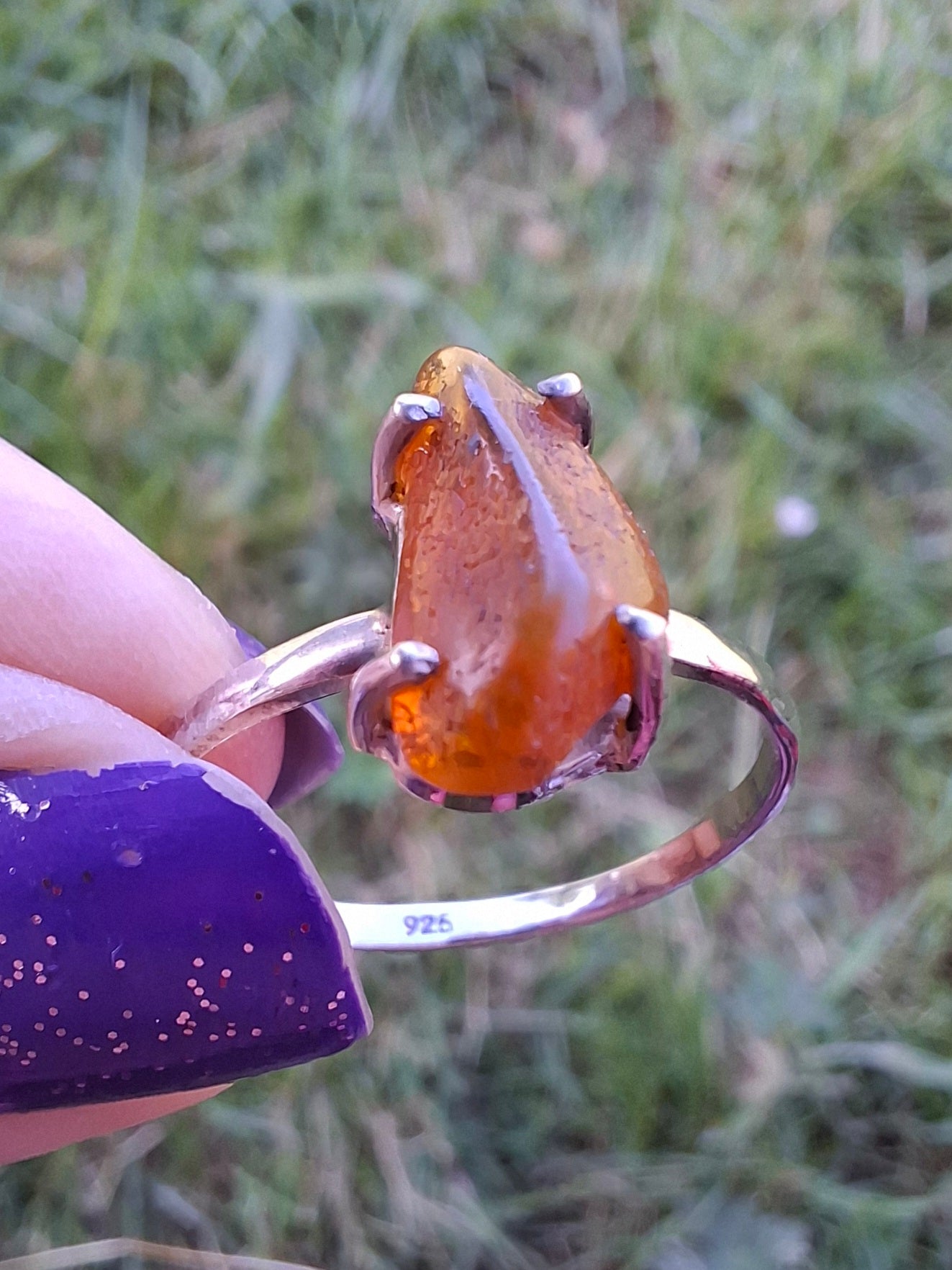 Baltic Amber Ring, size large V, 925 Silver, Fossil (Ref: AR26)