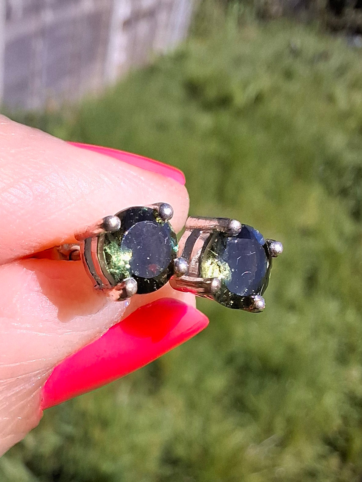 Moldavite (faceted) 5mm STUD EARRINGS, 925 silver, Tektite (Ref: Pair40)