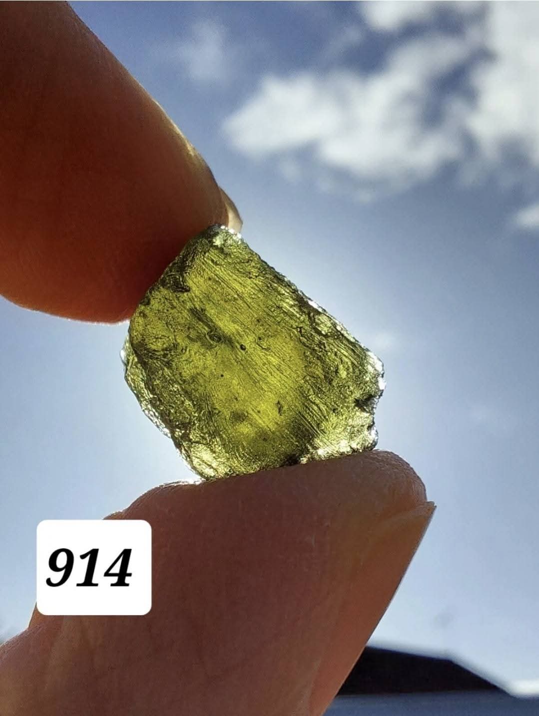 Moldavite Piece, 1.94g, Tektite (Ref: 914)