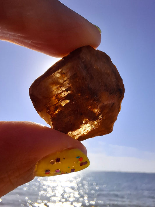 Diaspore (Zultanite), 8.80g, Crystal (Ref: DIS3)