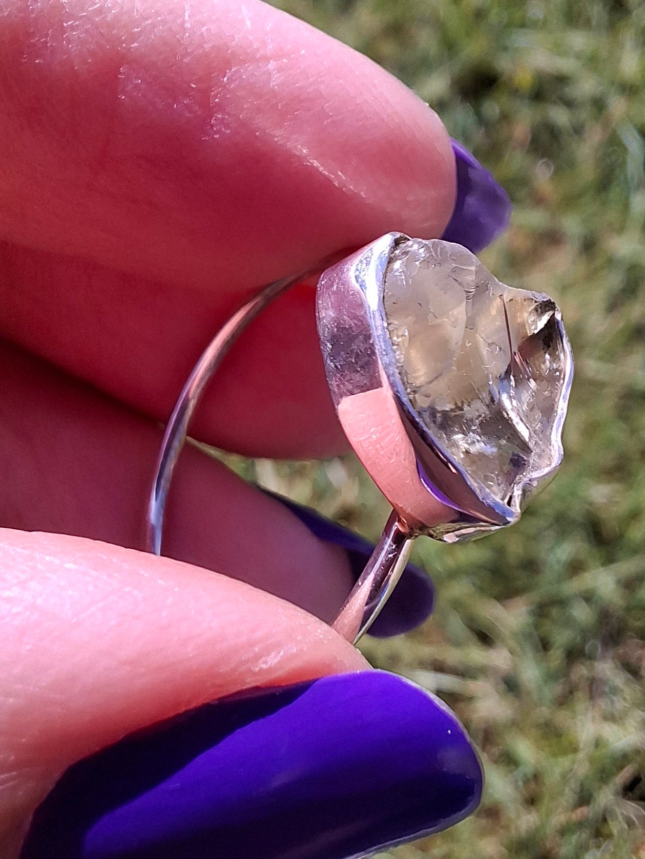 Libyan Desert Glass Ring, size large V, 925 Silver, Tektite (Ref: LR54)