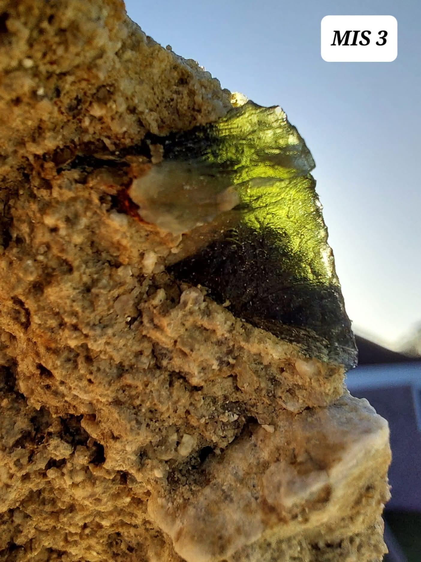 Moldavite In-Situ (in matrix), Besednice, Est- 3g, Tektite (Ref: MIS3)