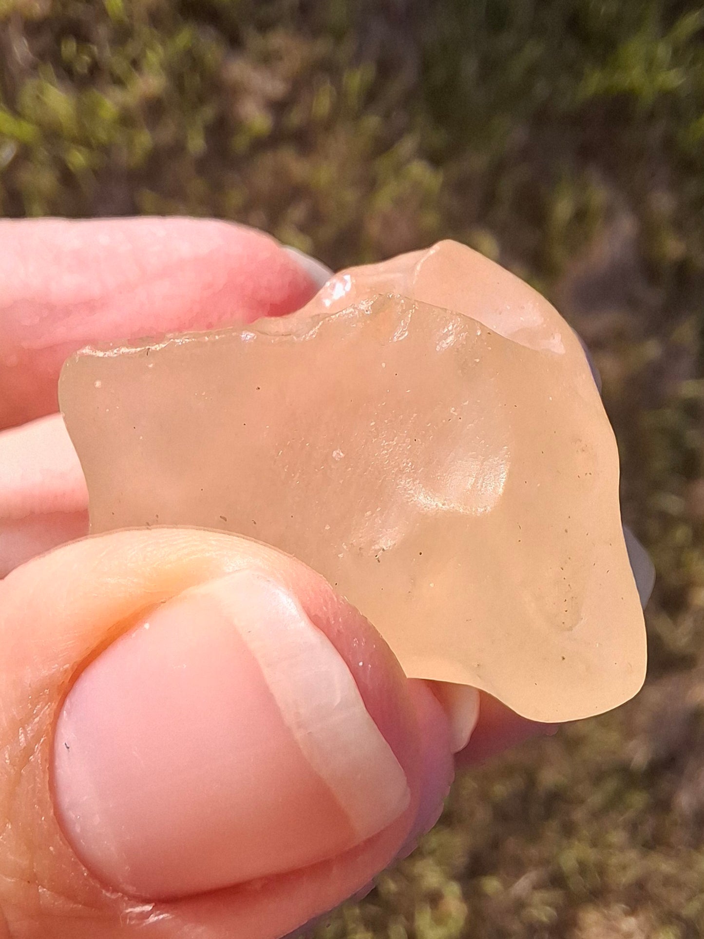Libyan Desert Glass Piece, 12.90g, Tektite (Ref: LE243)
