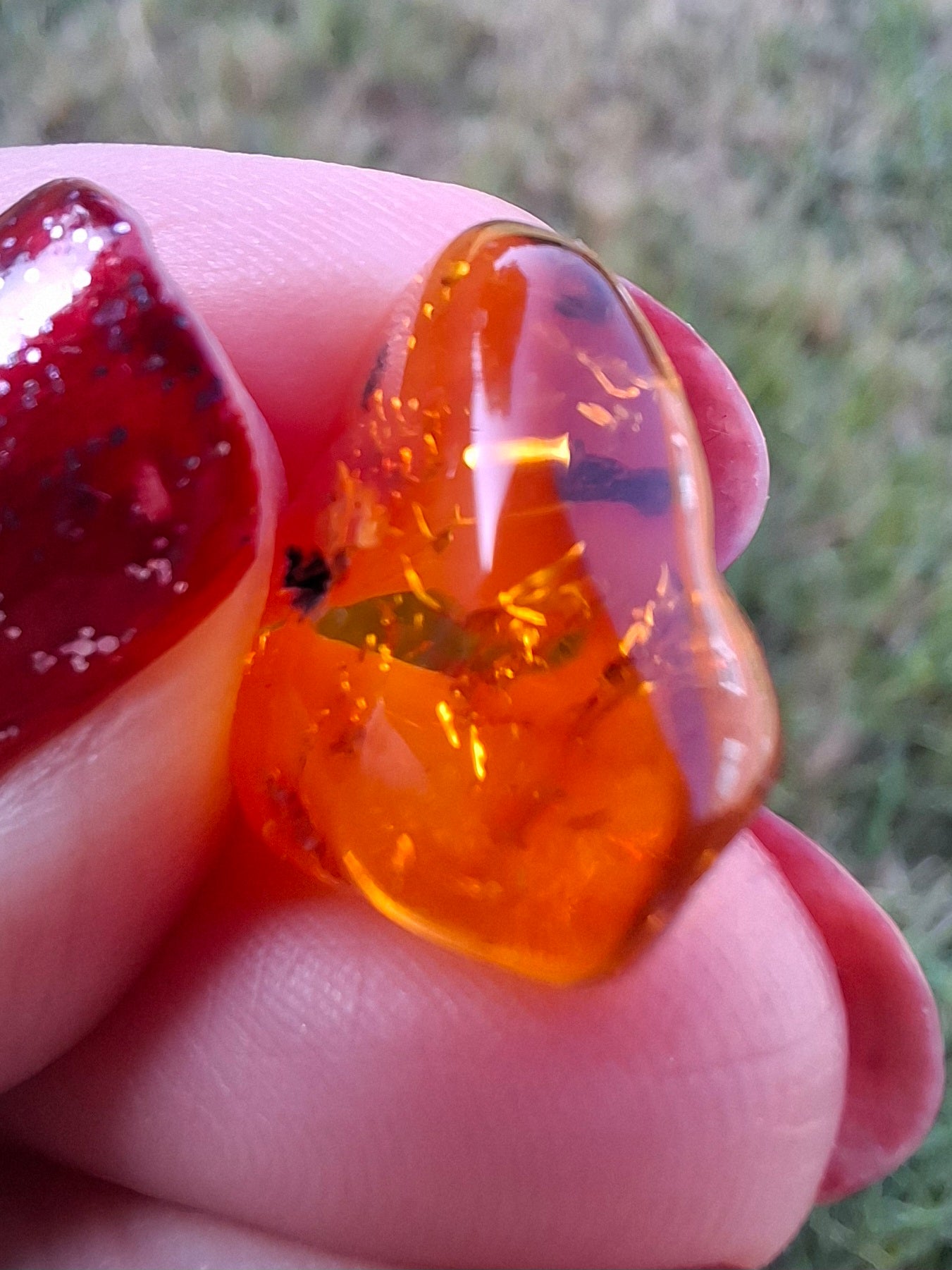 Baltic Amber, 0.97g, Fossil (Ref: A249)
