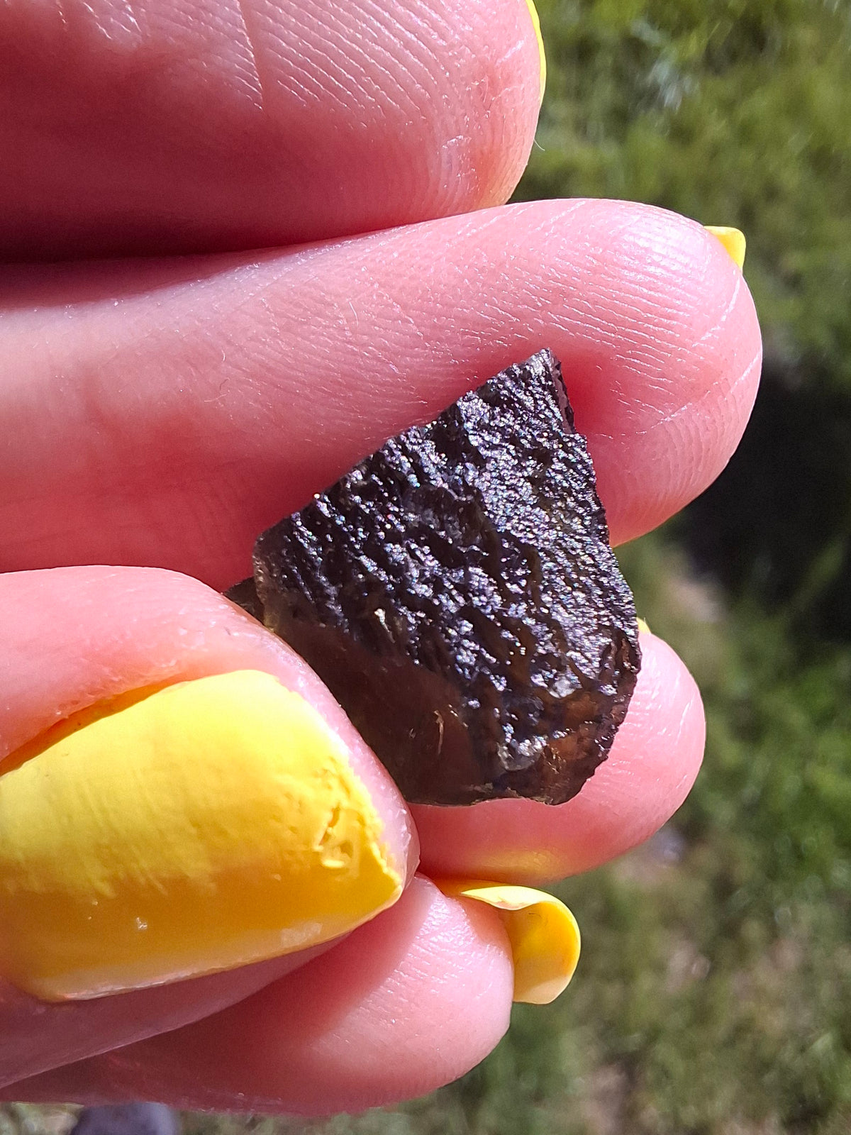 Moldavite Piece, 2.22g, Tektite (Ref: 1514)