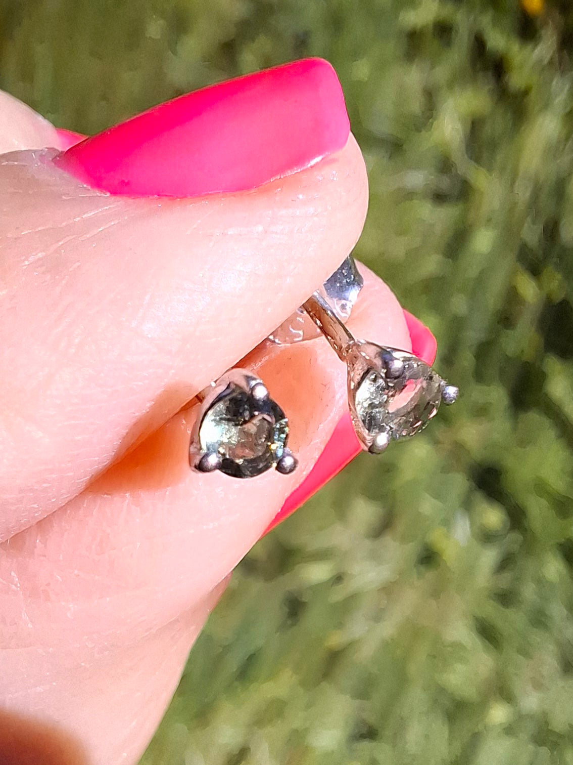 Moldavite (faceted) 3mm STUD EARRINGS, 925 Silver, Tektite (Ref: Pair57)