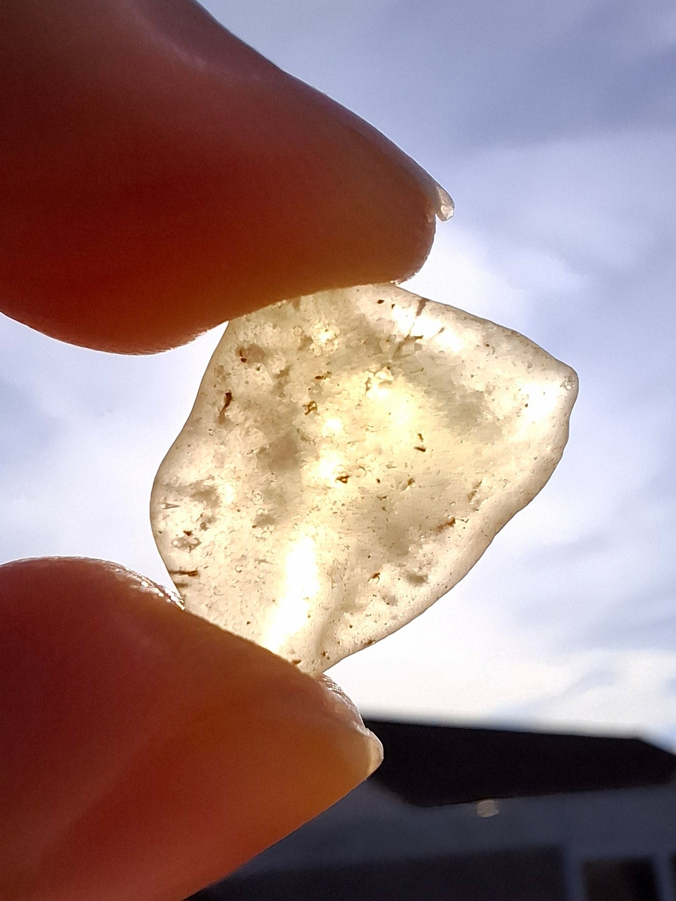 Libyan Desert Glass small Piece, 2.11g, Tektite (Ref: L1345)