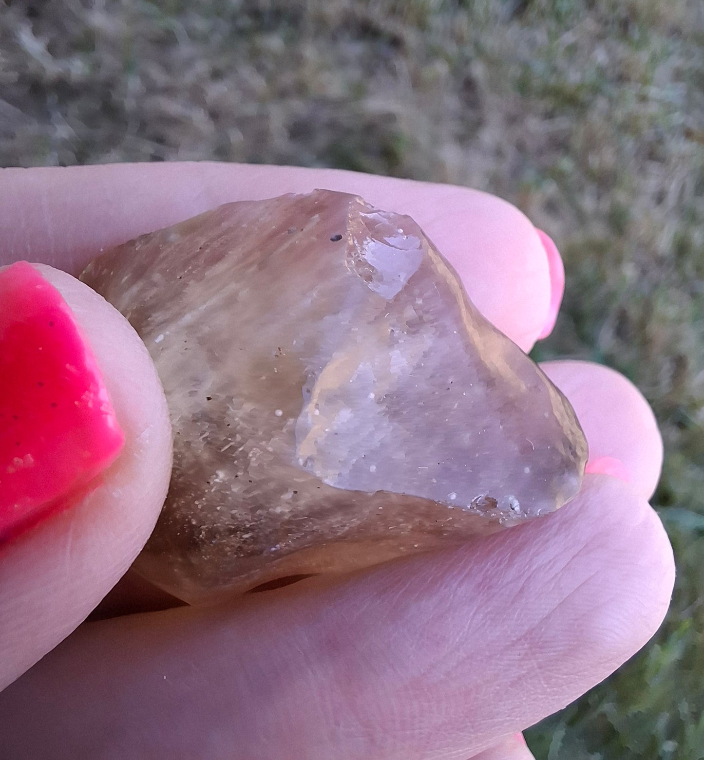 Libyan Desert Glass (darker) Piece, 12.00g, Tektite (Ref: L1377)