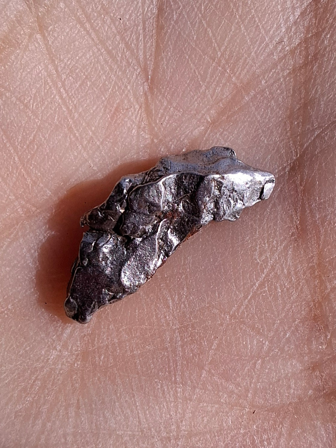 Campo del Cielo, 0.99g, Nickel Iron Meteorite (Ref: C8)