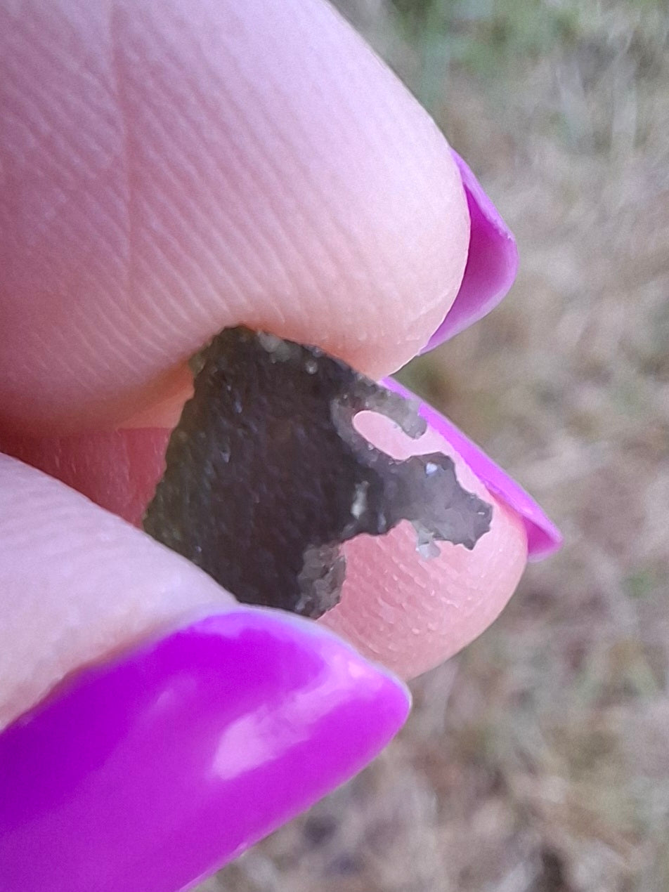 Moldavite Piece, 0.53g, Tektite (Ref: 1446)