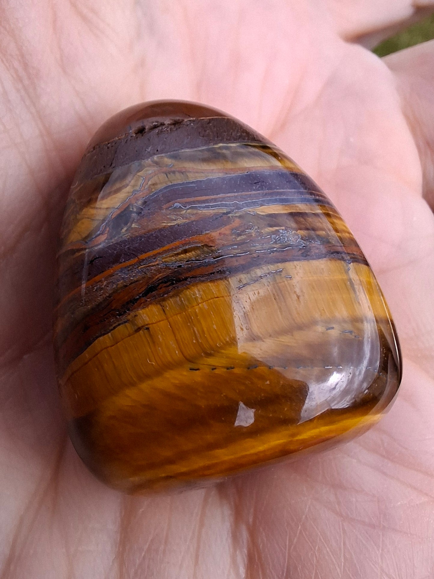 Tigers Eye, Tumble Stone, Crystal (Ref: T133)