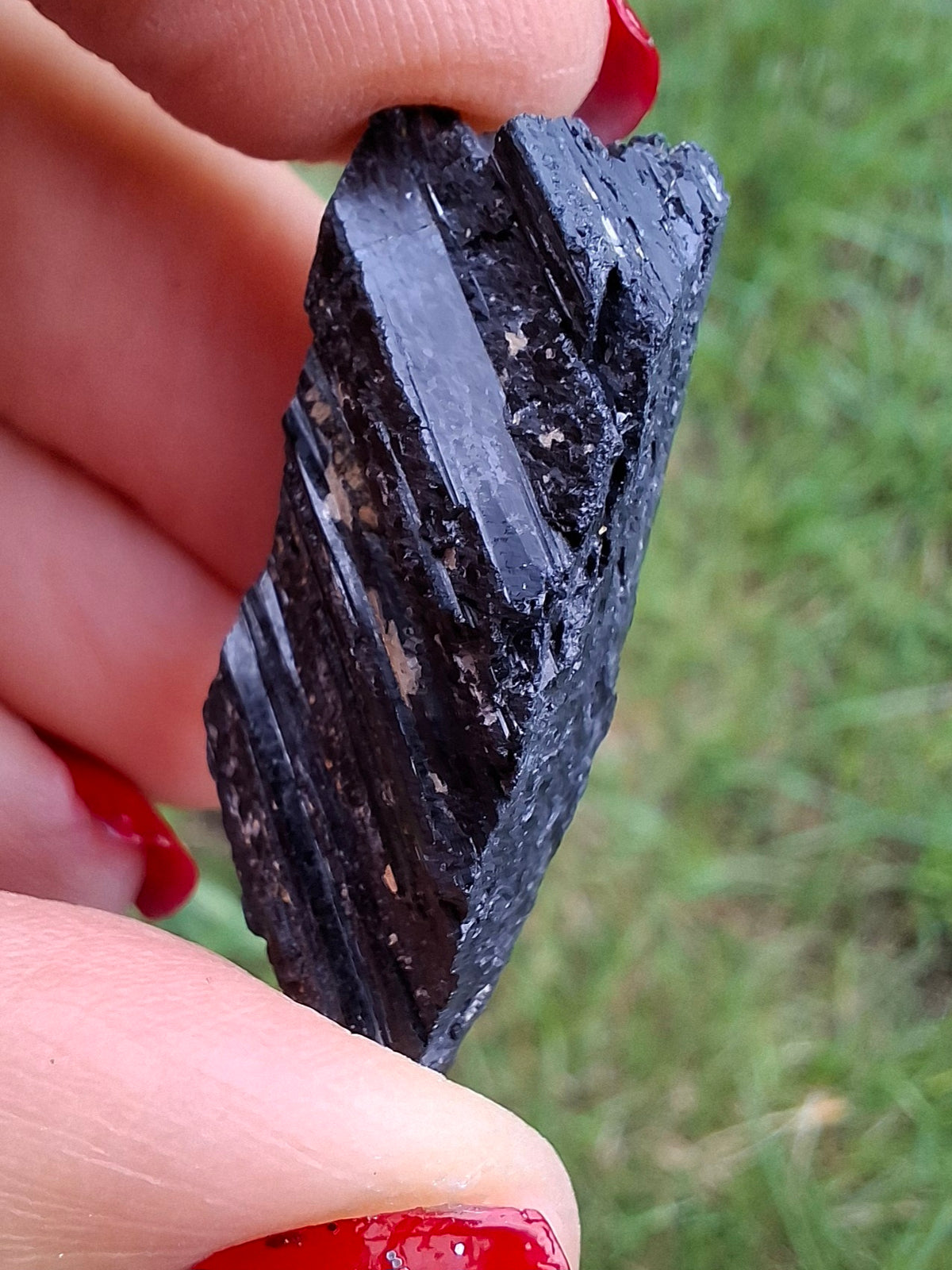 Black Tourmaline RAW, 8.73g, Crystal (Ref: RBT8)