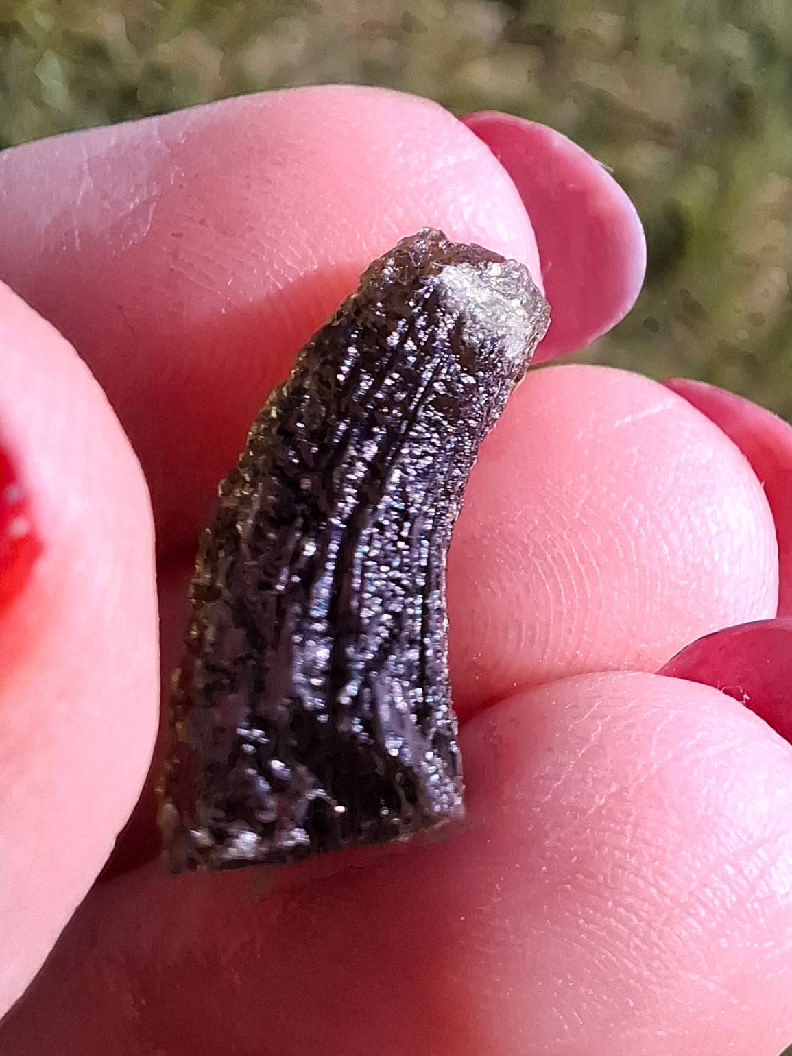 Moldavite Piece, 2.38g, Tektite (Ref: 1466)