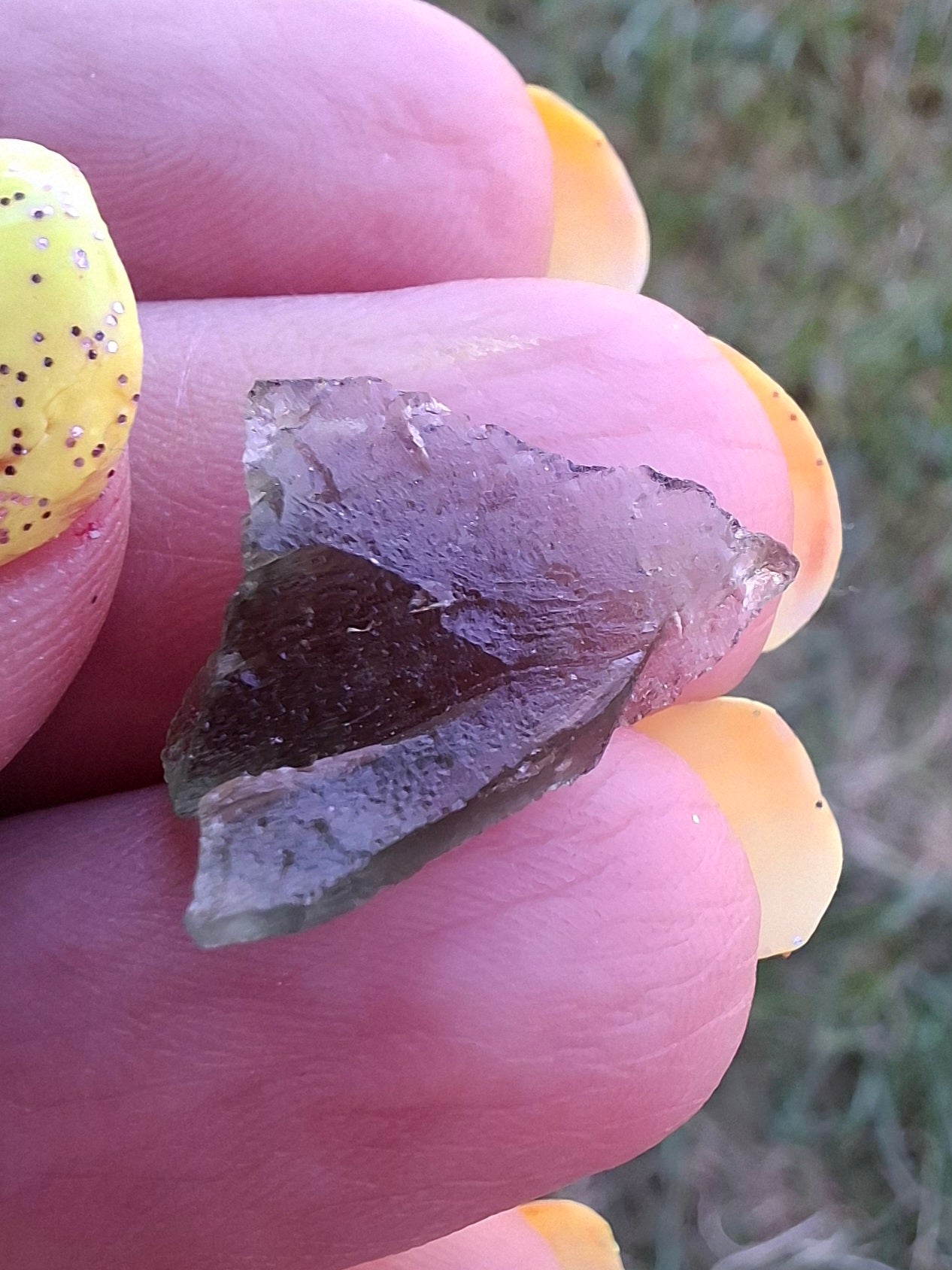 Moldavite Piece, 0.87g, Tektite (Ref: 1477)