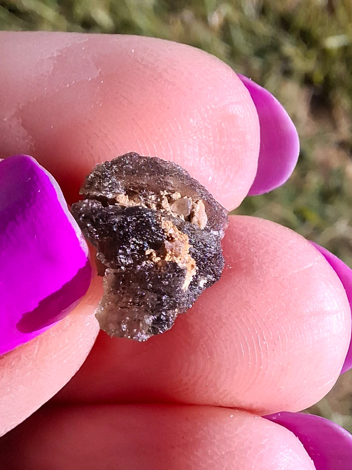 Moldavite Piece, 0.65g, Tektite (Ref: 1459)
