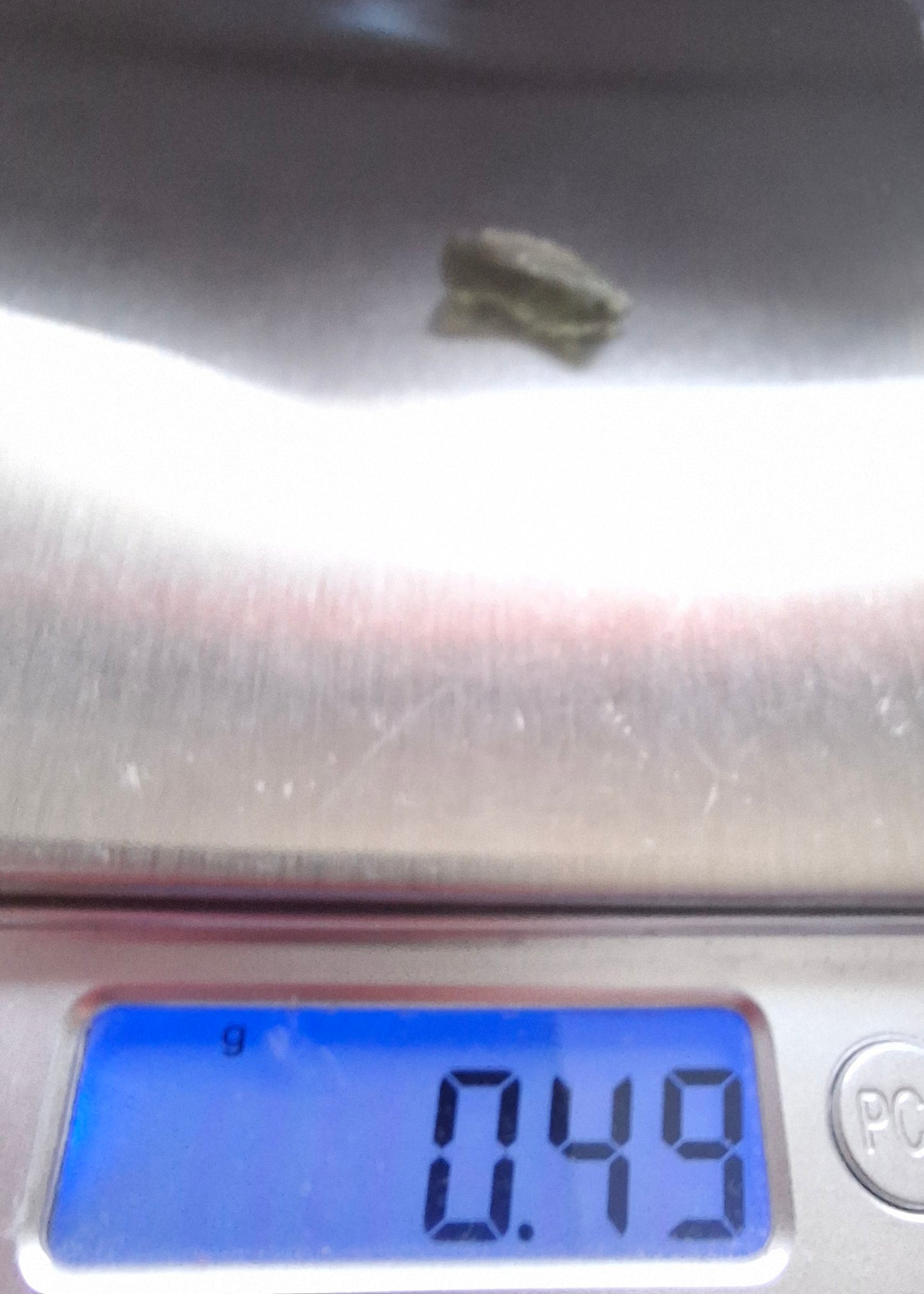 Moldavite Piece, 0.49g, Tektite (Ref: 1452)