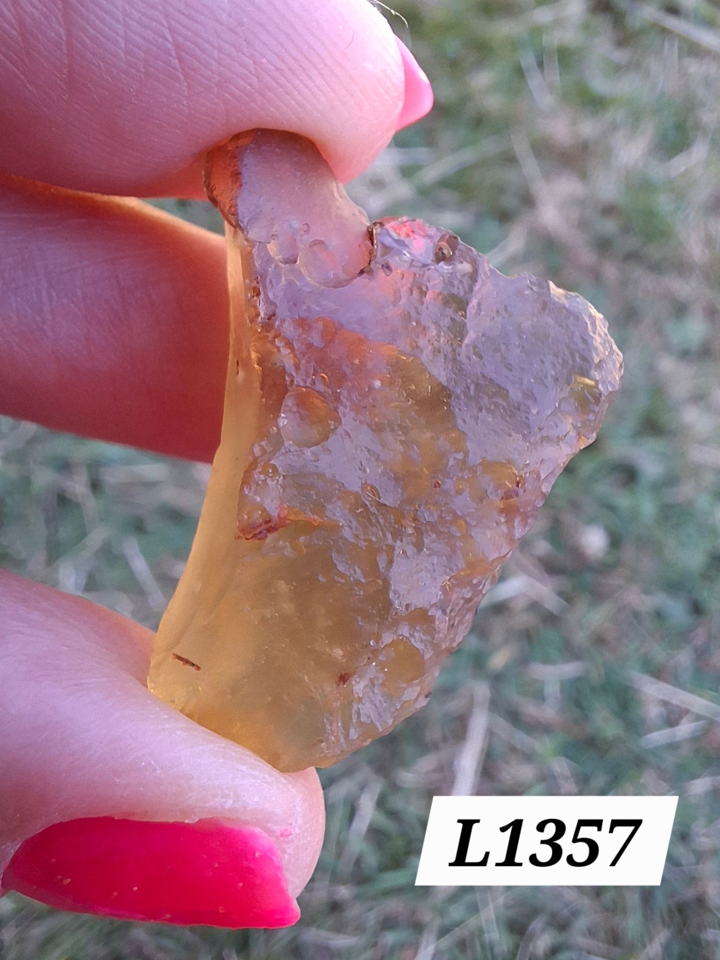 Libyan Desert Glass (darker) Piece, 7.36g, Tektite (Ref: L1357)