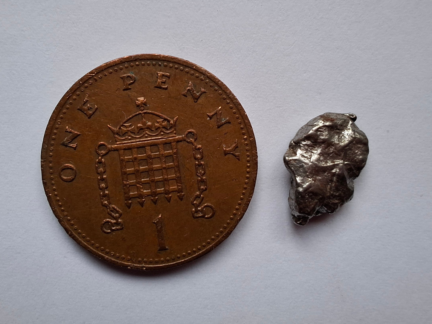 Campo del Cielo, 0.96g, Nickel Iron Meteorite (Ref: C7)