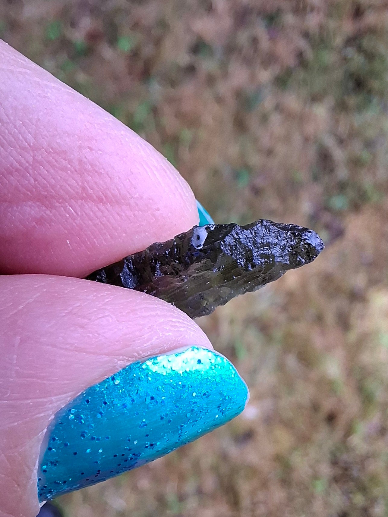 Moldavite Piece, 0.84g, Tektite (Ref: 1418)