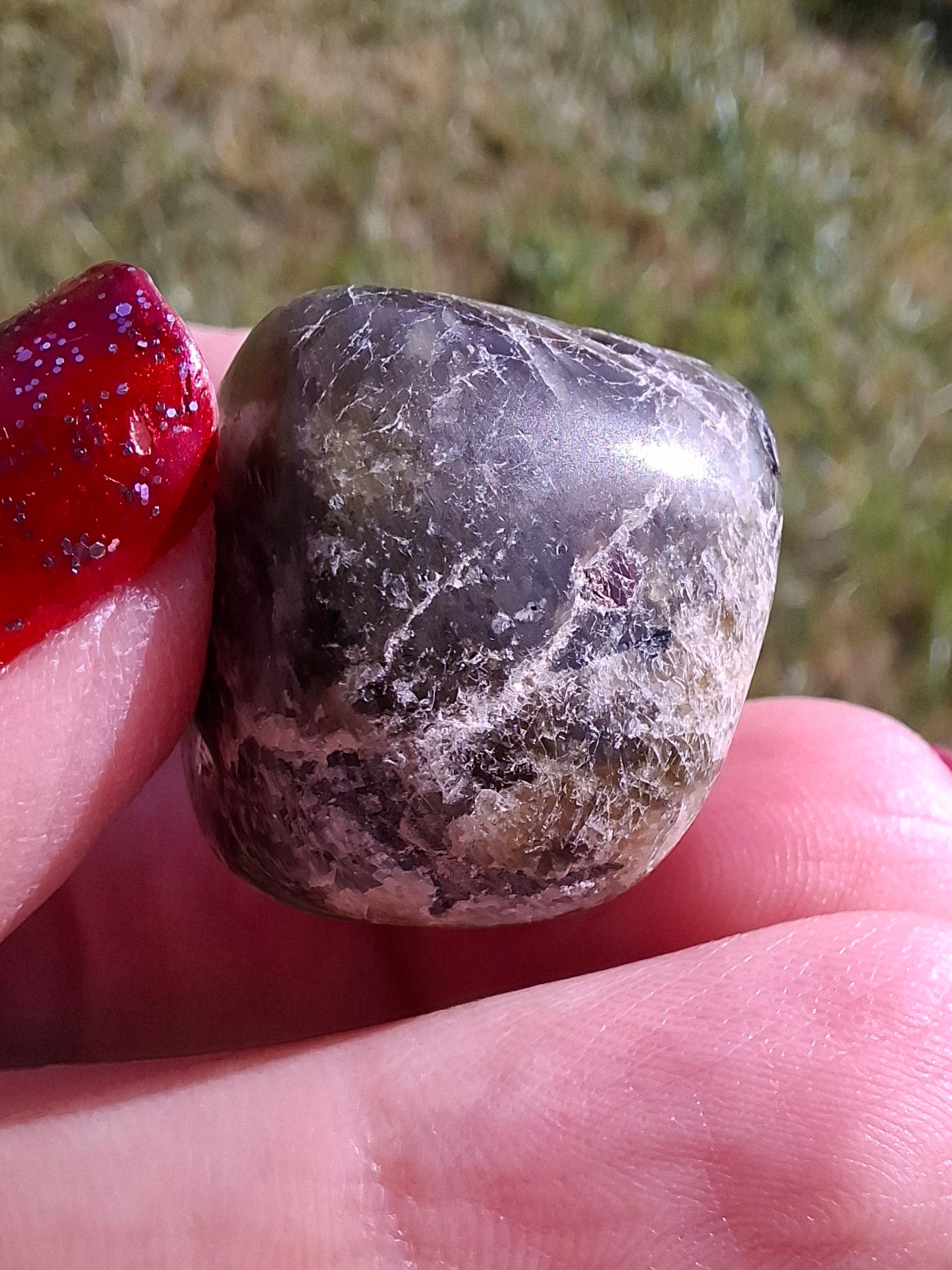 Labradorite, Tumble Stone, Crystal (Ref: T210)