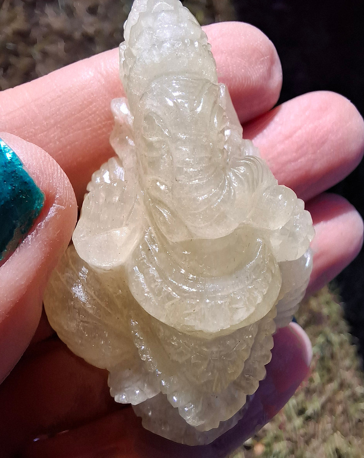 Libyan Desert Glass GANESHA craving, 31.21g, Tektite (Ref: Ganesha2)