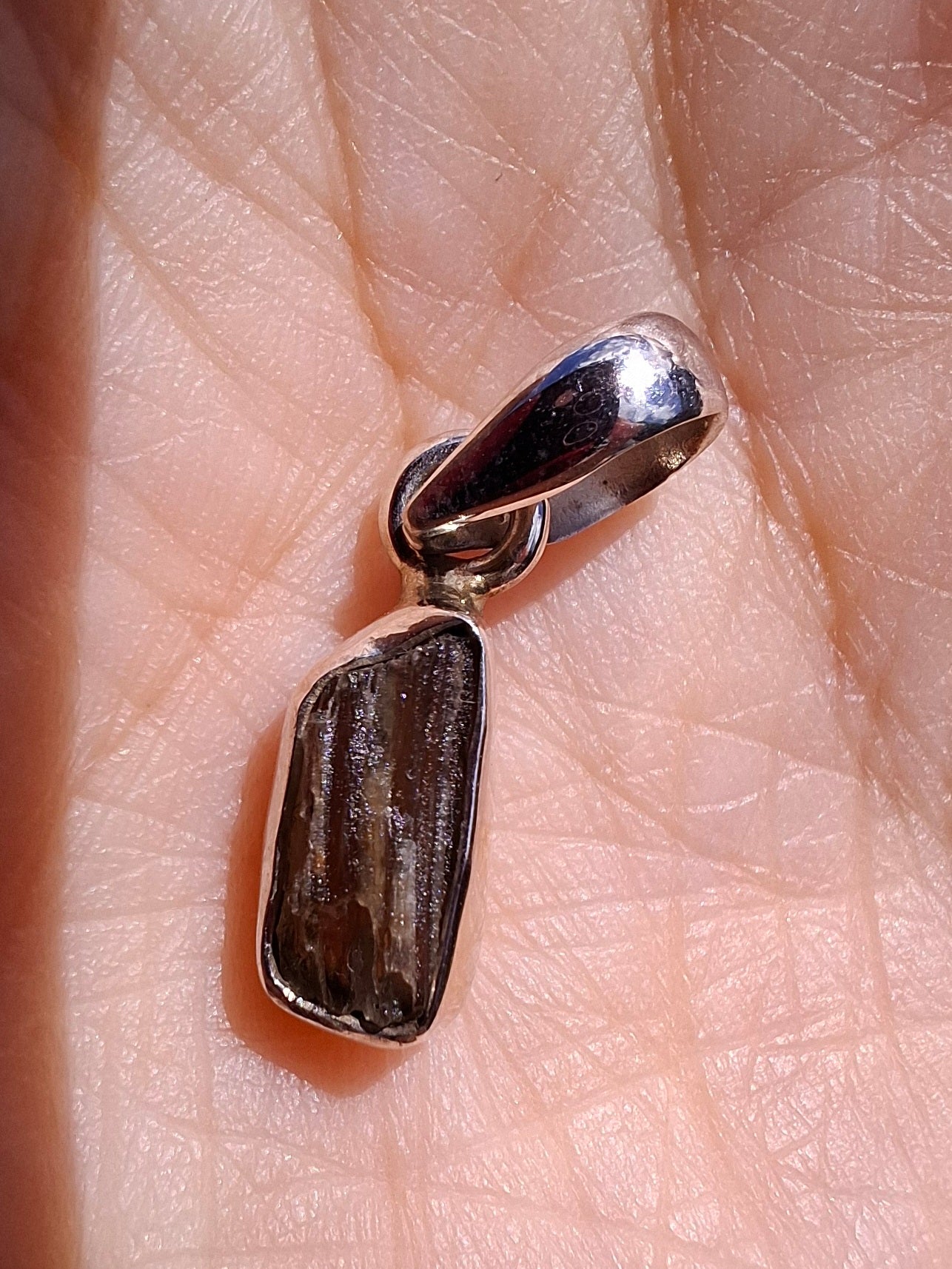 Moldavite Pendant, 925 Silver, Tektite (Ref: P91)