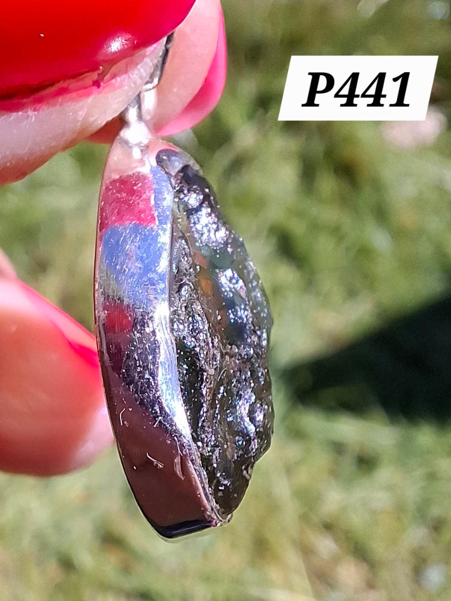 Moldavite Pendant, 925 Silver, Tektite (Ref: P441)