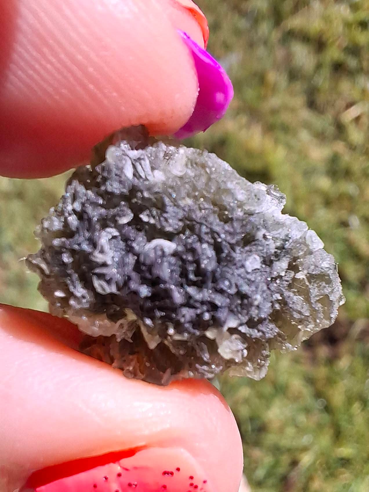 Moldavite Piece, 2.47g, Tektite (Ref: 1303)