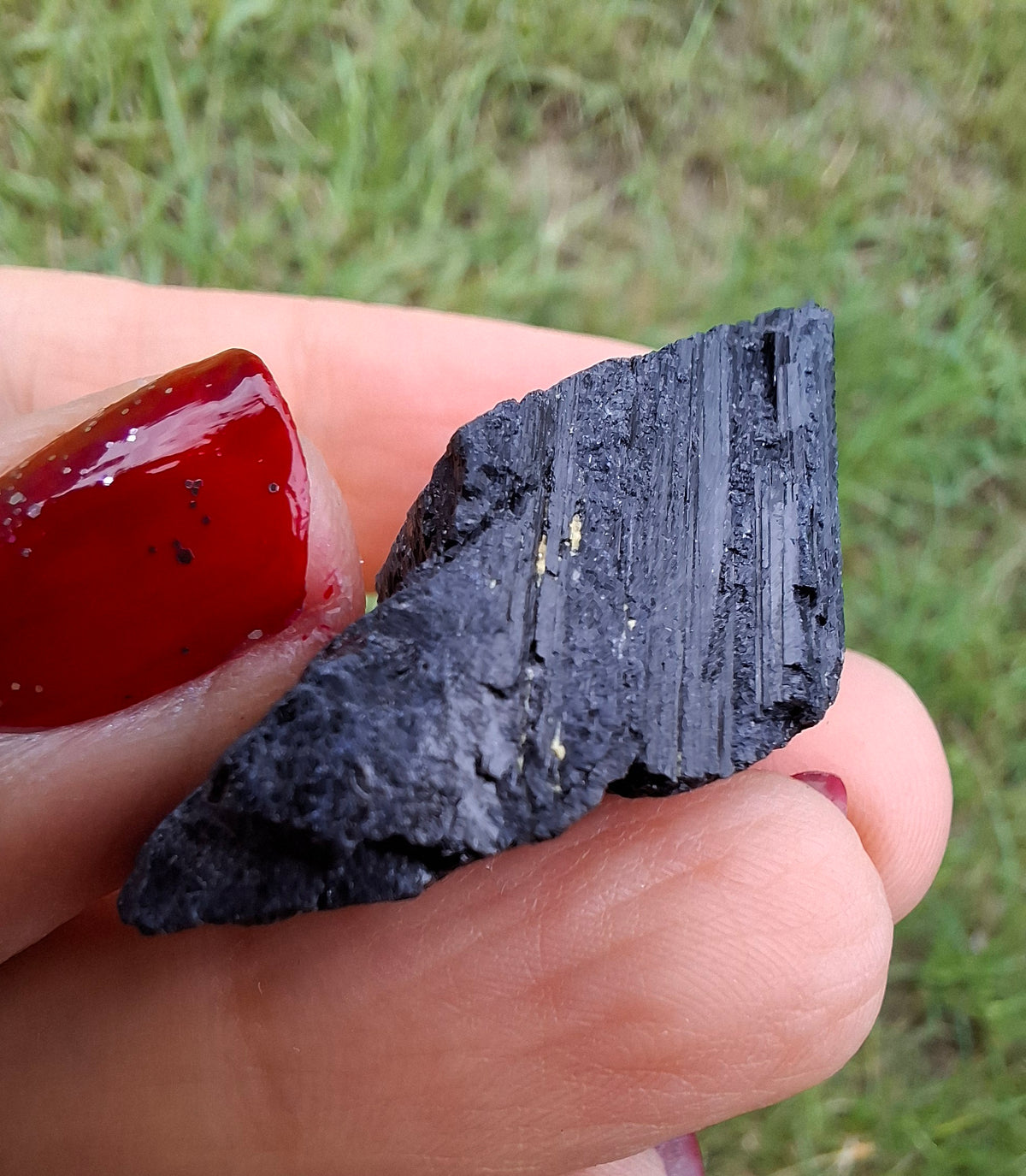 Black Tourmaline RAW, 14.77g, Crystal, (Ref: RBT1)