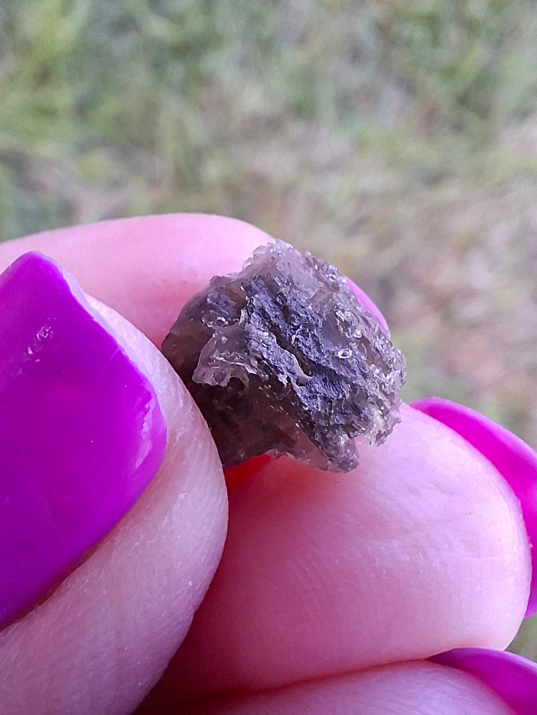 Moldavite Piece, 0.65g, Tektite (Ref: 1459)