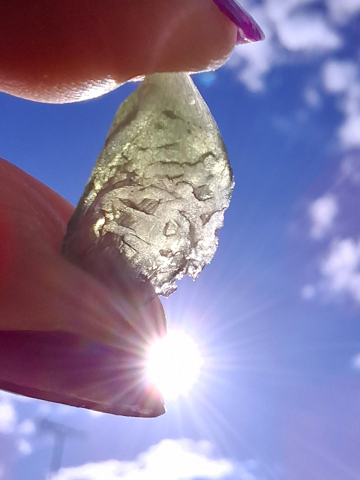 Moldavite Piece, 0.79g, Tektite (Ref: 1441)