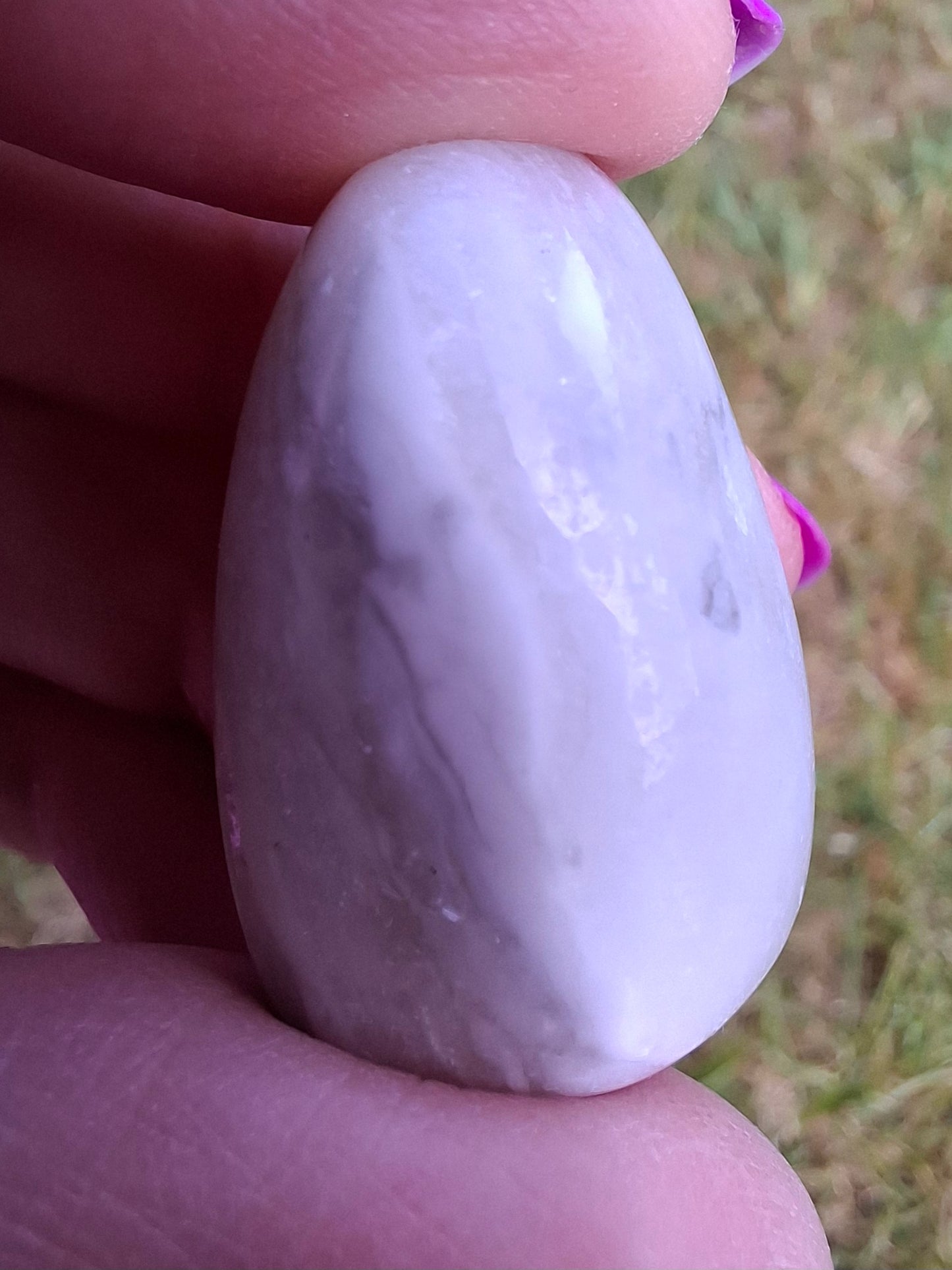Howlite, Tumble Stone, Crystal (Ref: T43)
