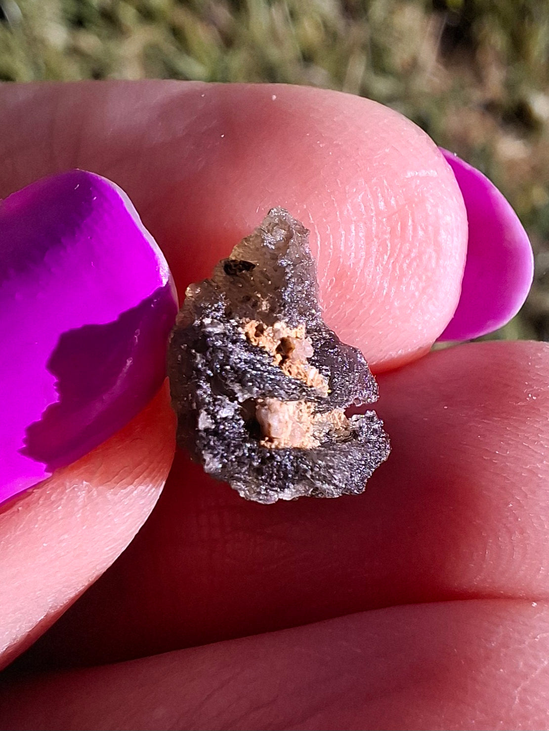 Moldavite Piece, 0.65g, Tektite (Ref: 1459)